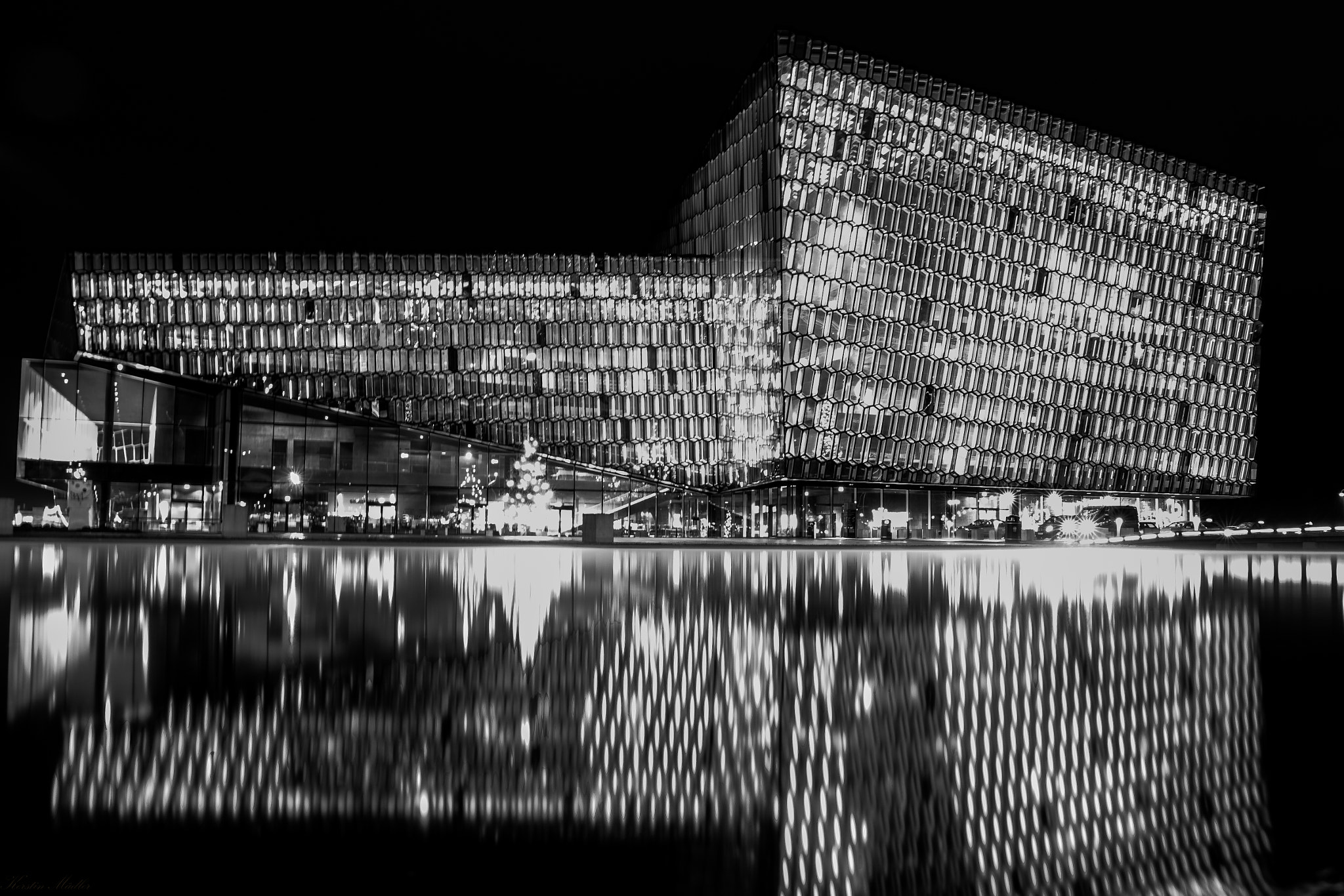 Canon EOS 70D + Tokina AF-X Pro 16-50mm F2.8 DX sample photo. Harpa_reduced photography