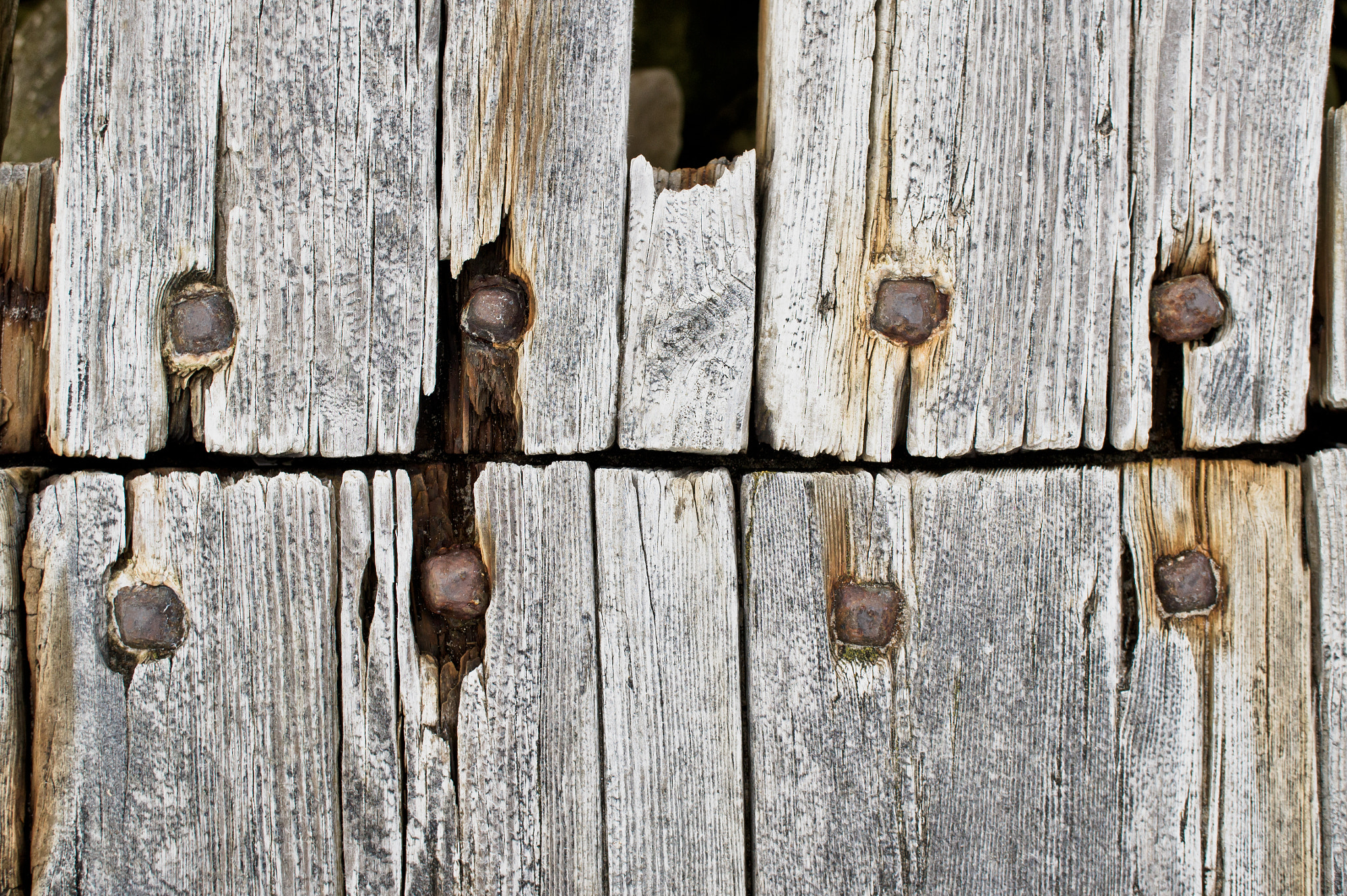 Sony Alpha NEX-5 + Sony E 30mm F3.5 Macro sample photo. Wood panels photography