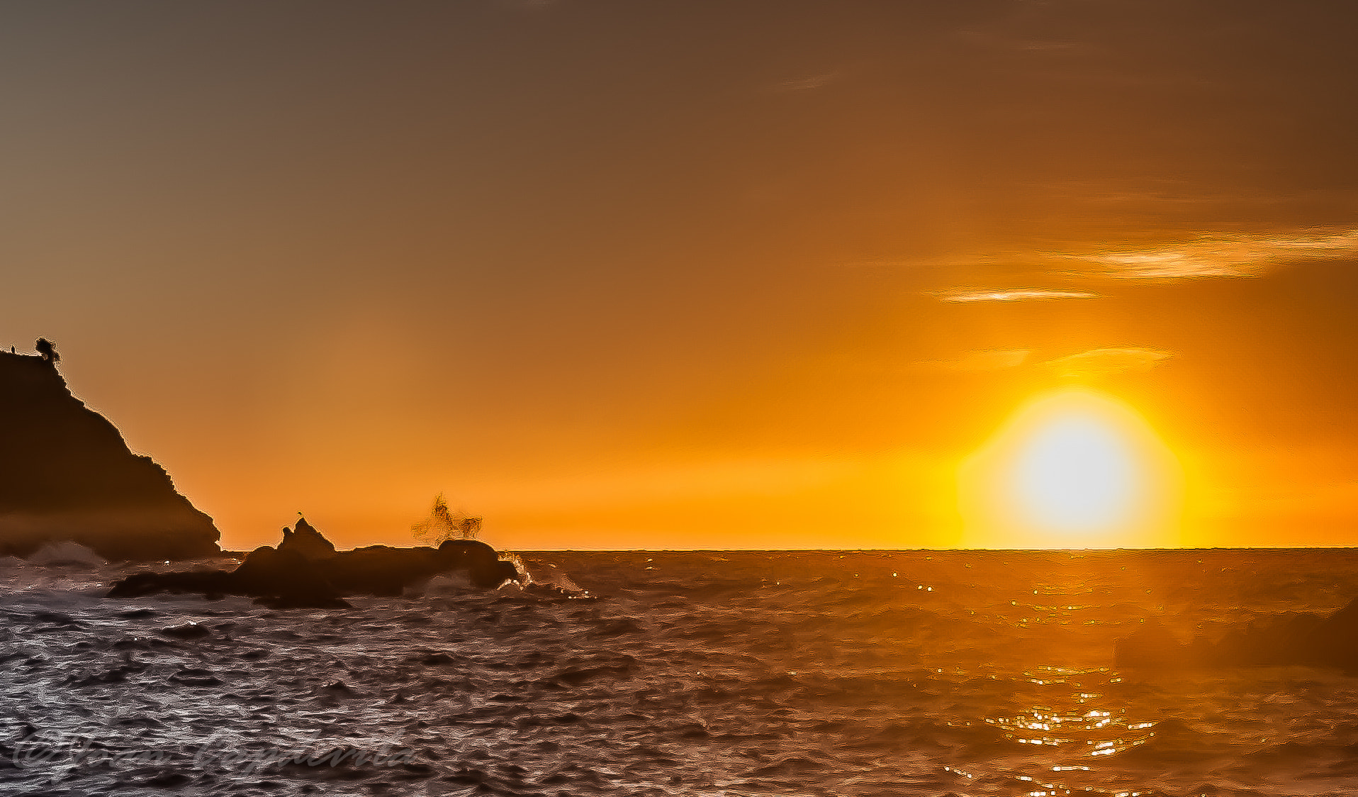 AF Zoom-Nikkor 28-80mm f/3.5-5.6D sample photo. Sunrise photography