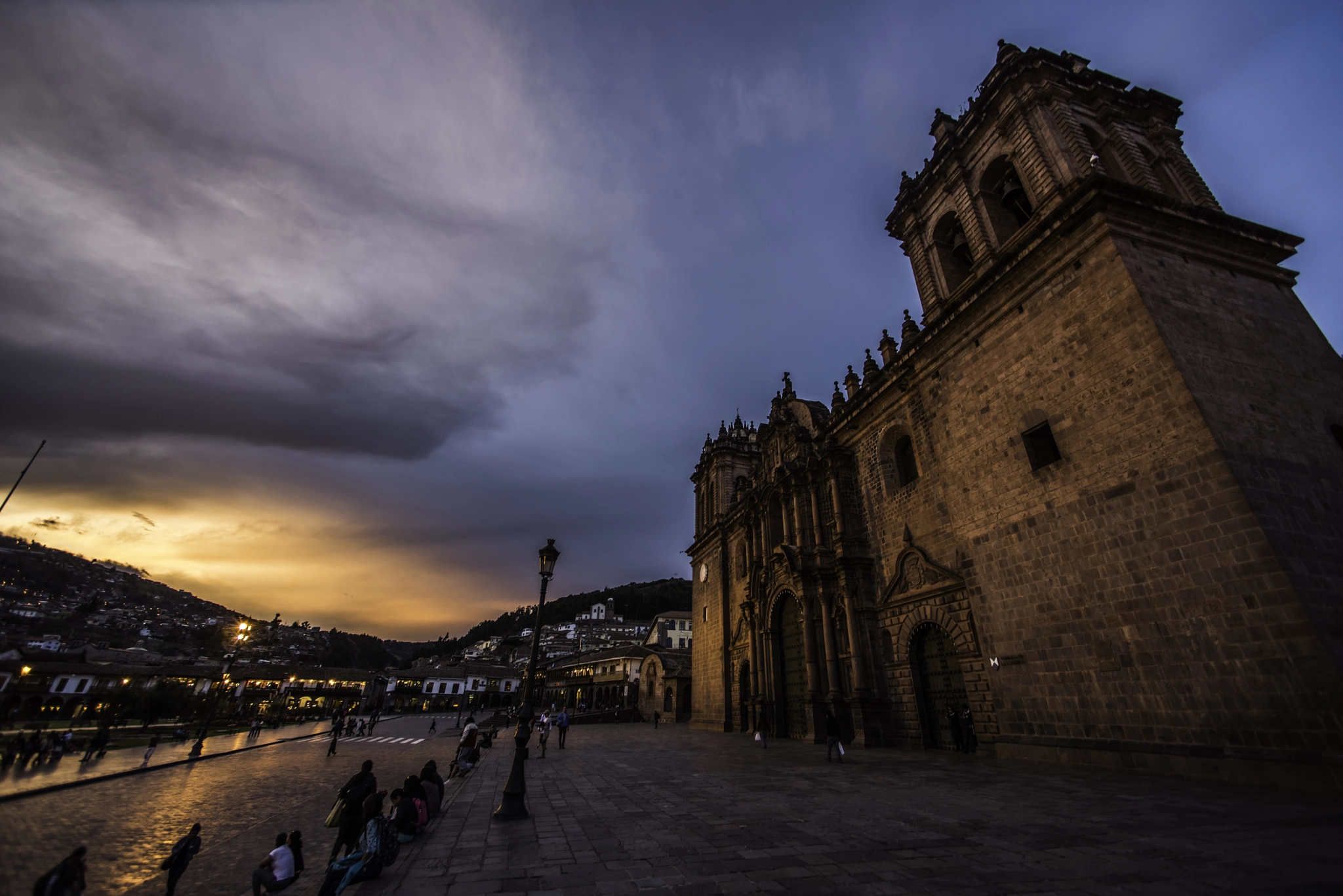 Nikon D810 + Nikon AF Nikkor 14mm F2.8D ED sample photo. Sunset at cusco from plaza de armas photography