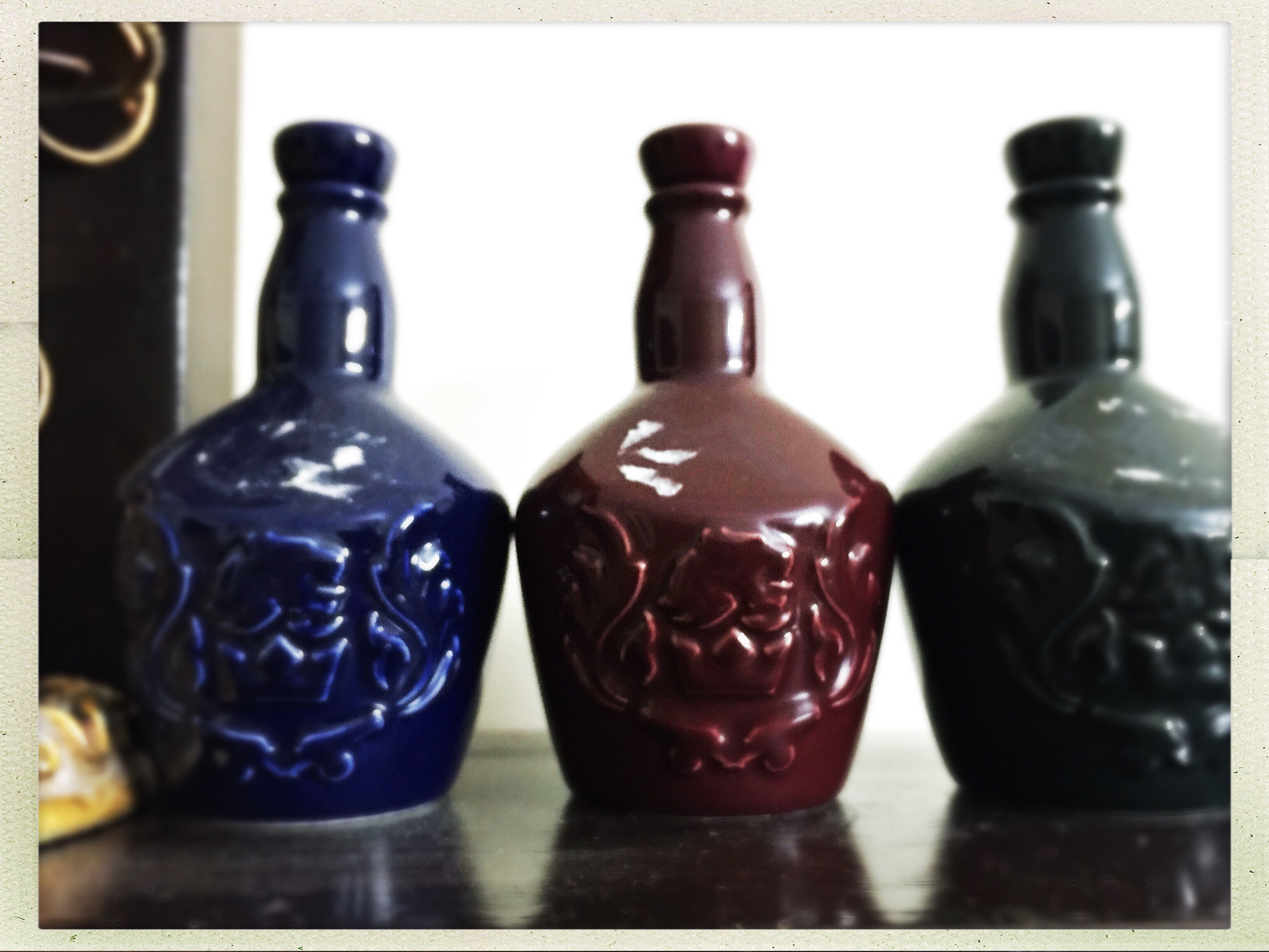 Hipstamatic 305 sample photo. Royal salute photography