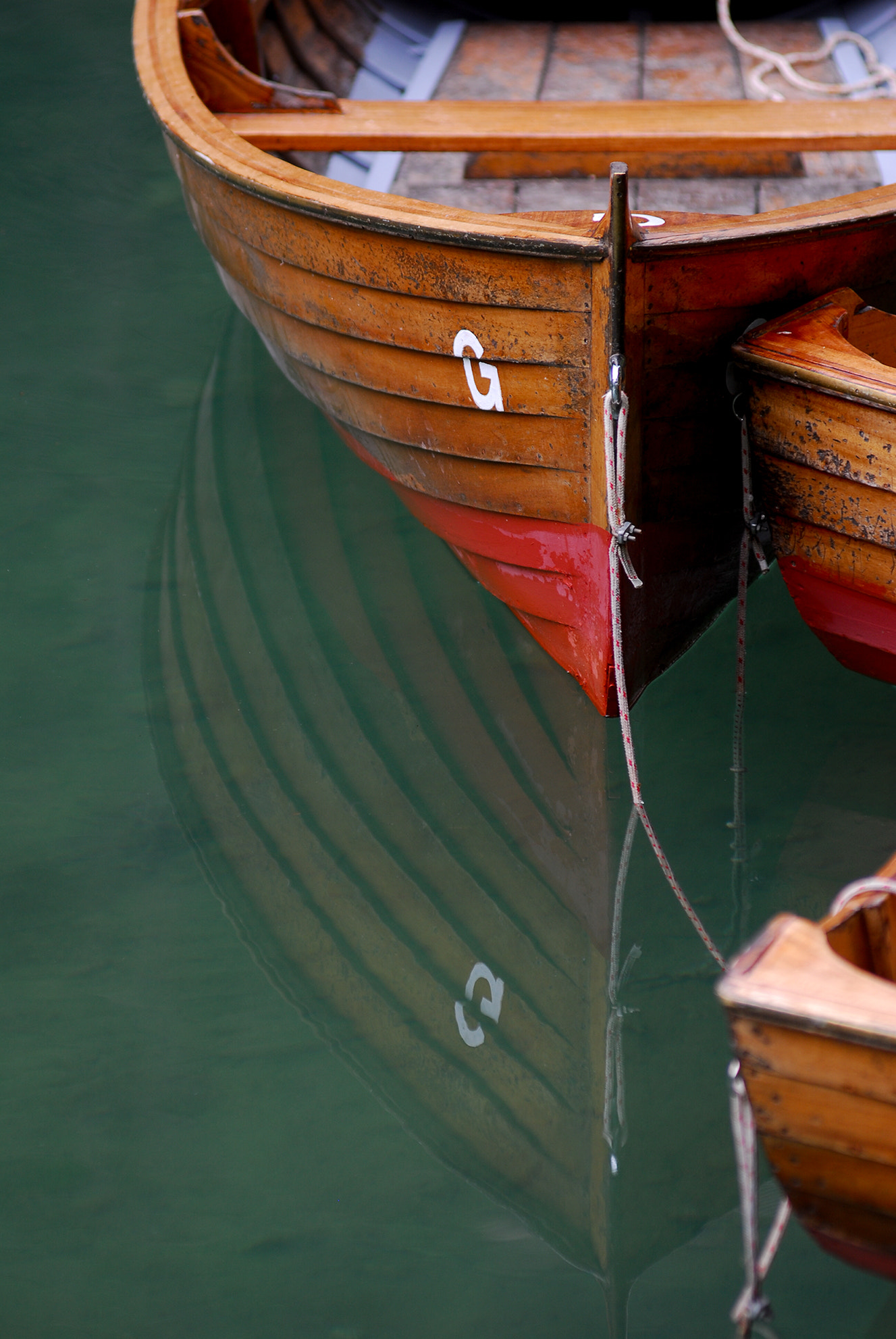 Nikon AF-Nikkor 80-200mm F2.8D ED sample photo. Floating photography