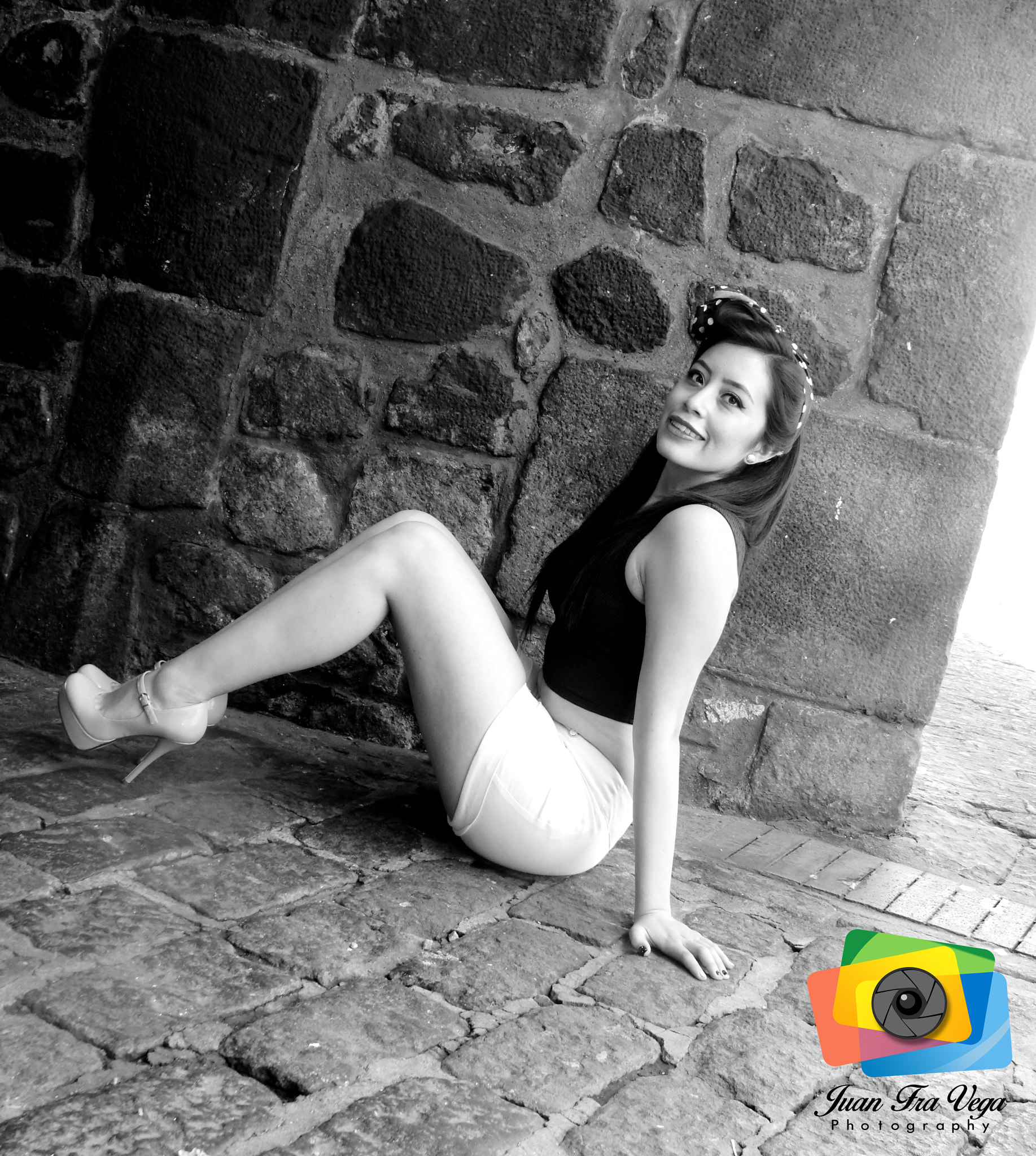 GENERAL IMAGING CO. X400 sample photo. Pin - up photography