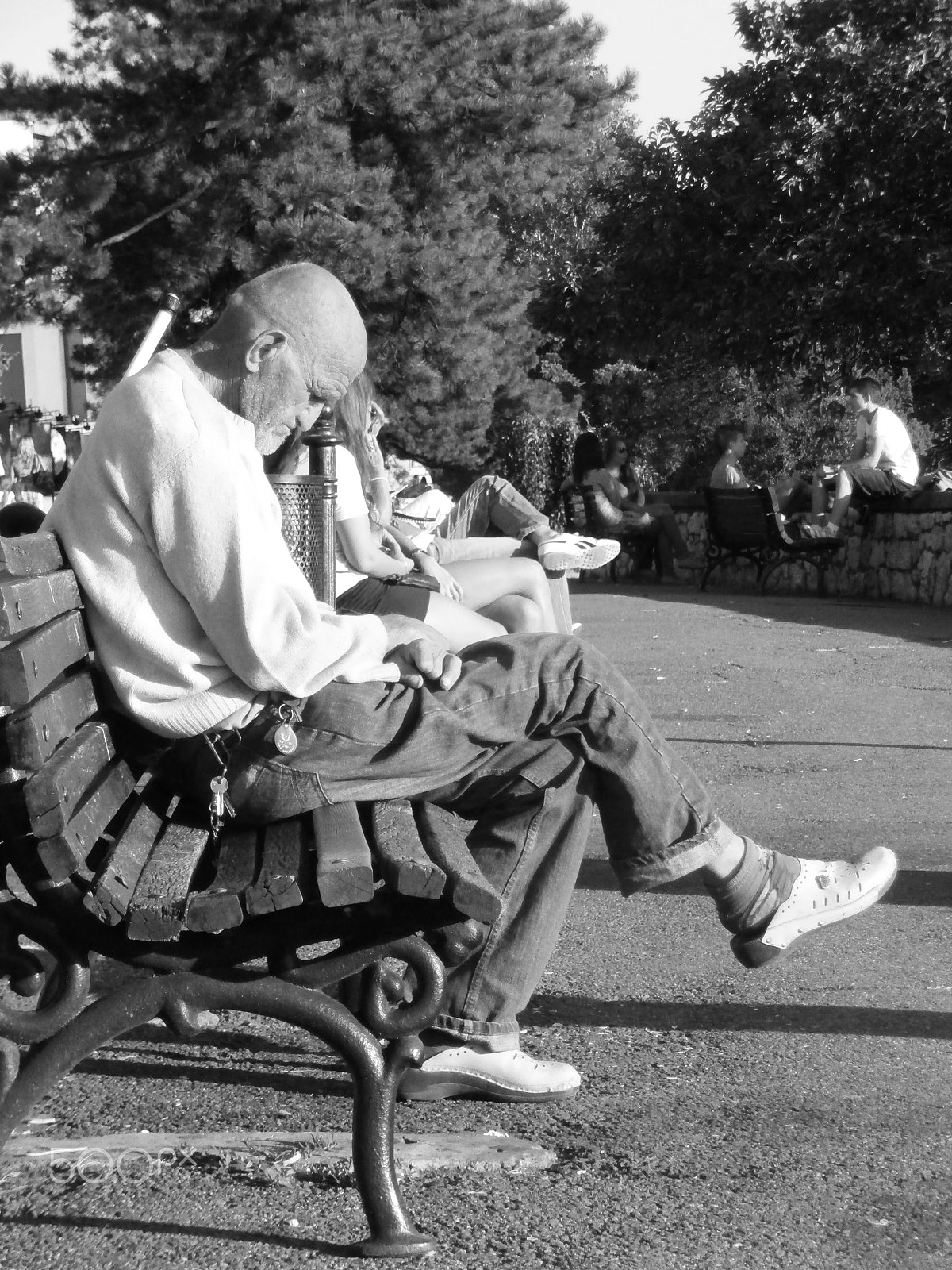 Olympus VR360,D760 sample photo. Sun gazing man photography