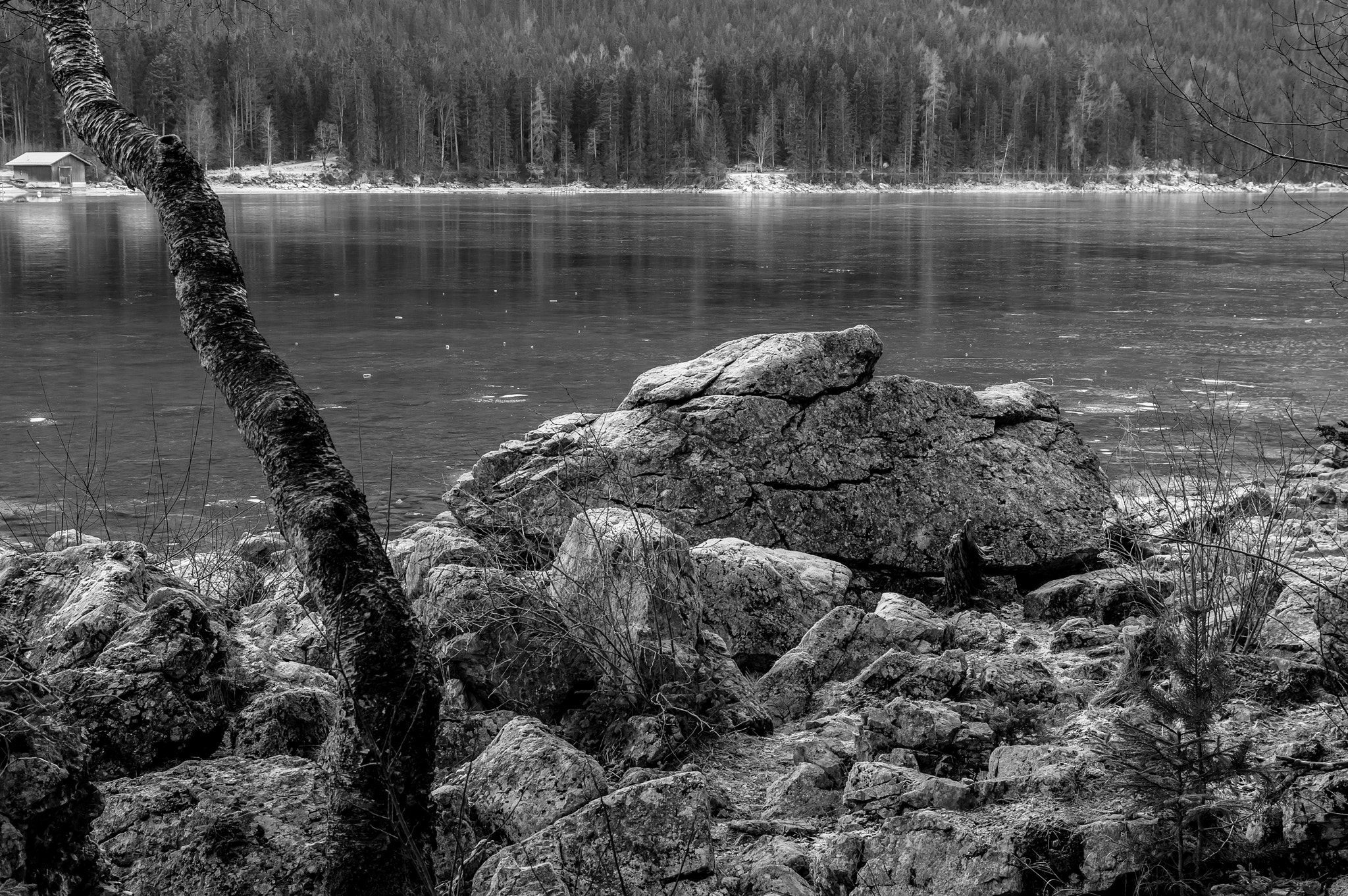 Sigma 17-70mm F2.8-4 DC Macro HSM Contemporary sample photo. Frozen sea photography