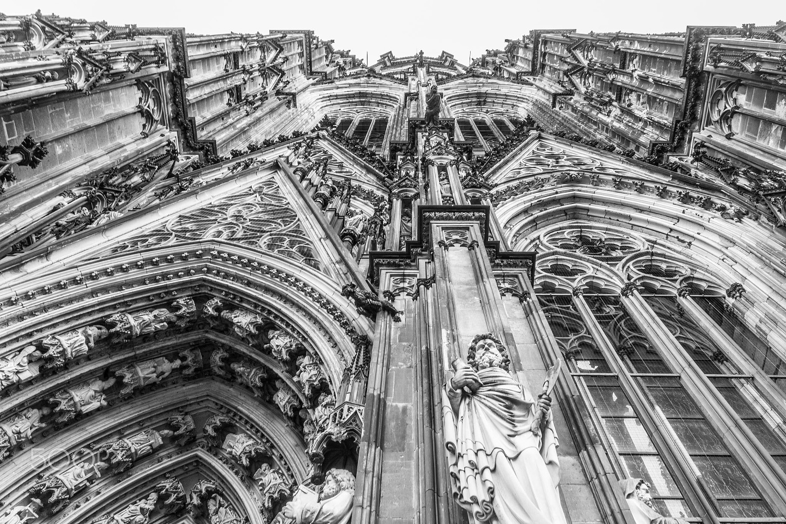 Sigma 18-250mm F3.5-6.3 DC OS HSM sample photo. Cathedral - the view into the sky photography