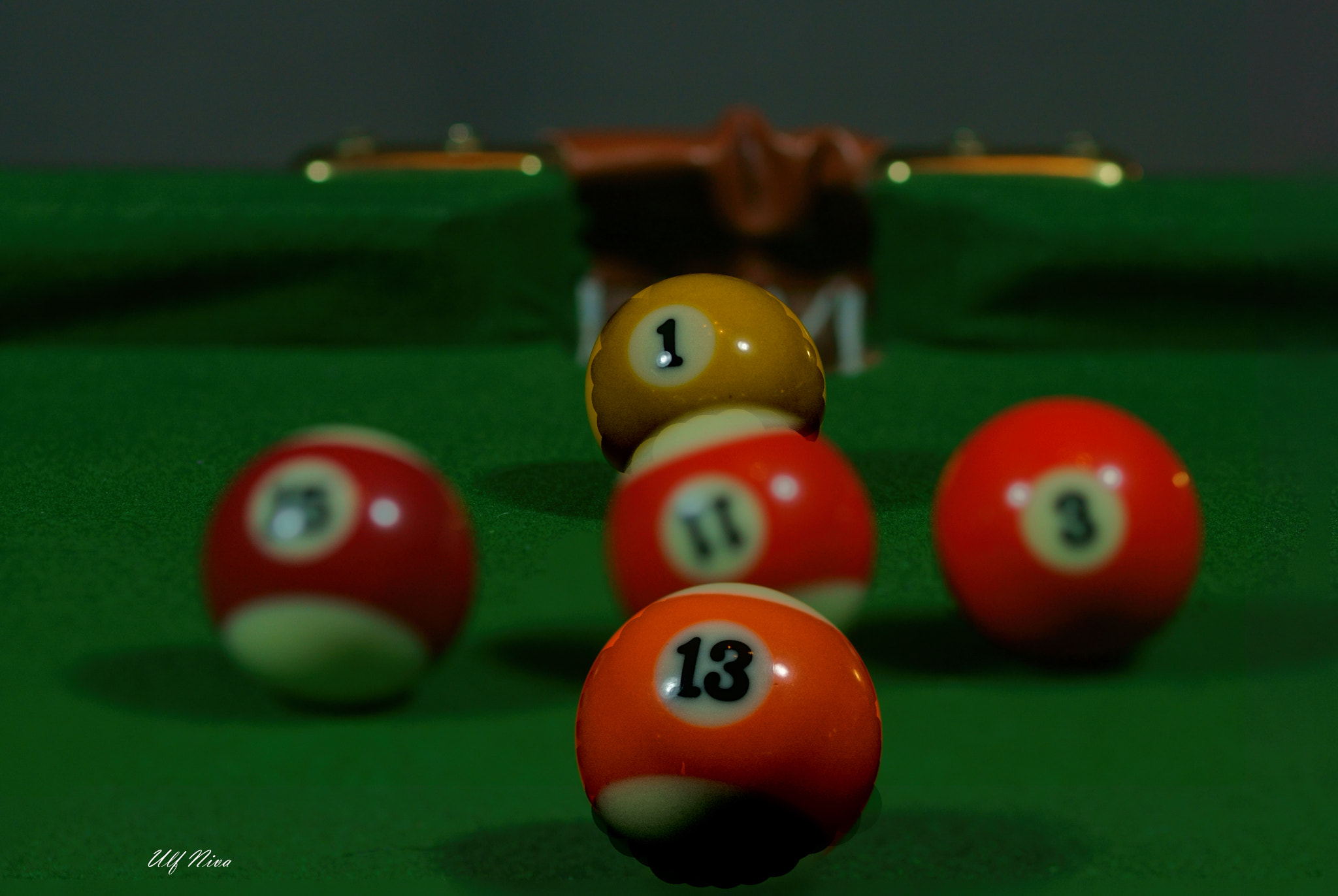Sony ILCA-77M2 + 90mm F2.8 Macro SSM sample photo. Blured in between two sharp ball's photography