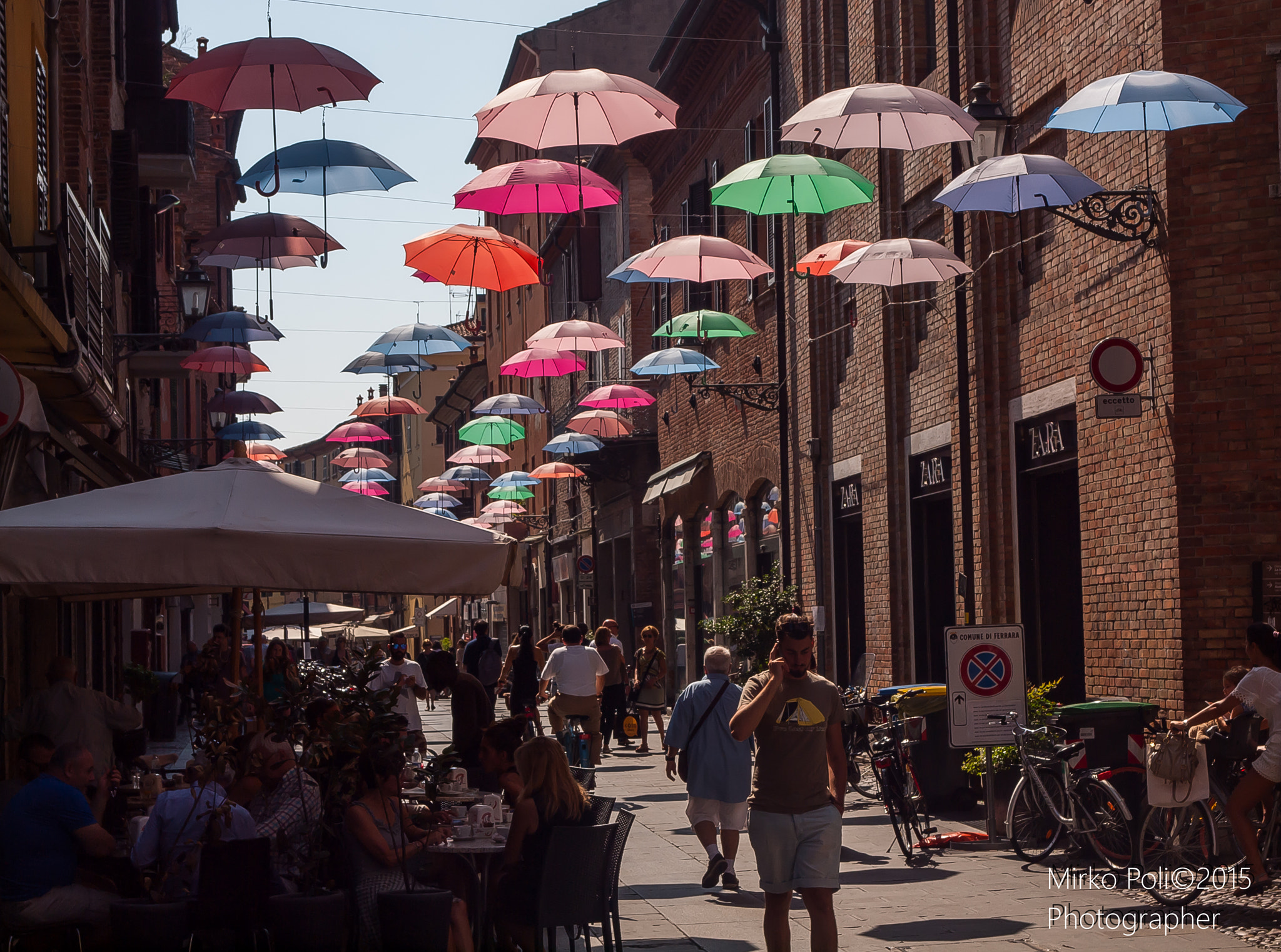 Olympus E-30 + OLYMPUS 14-54mm Lens sample photo. Colored umbrellas photography