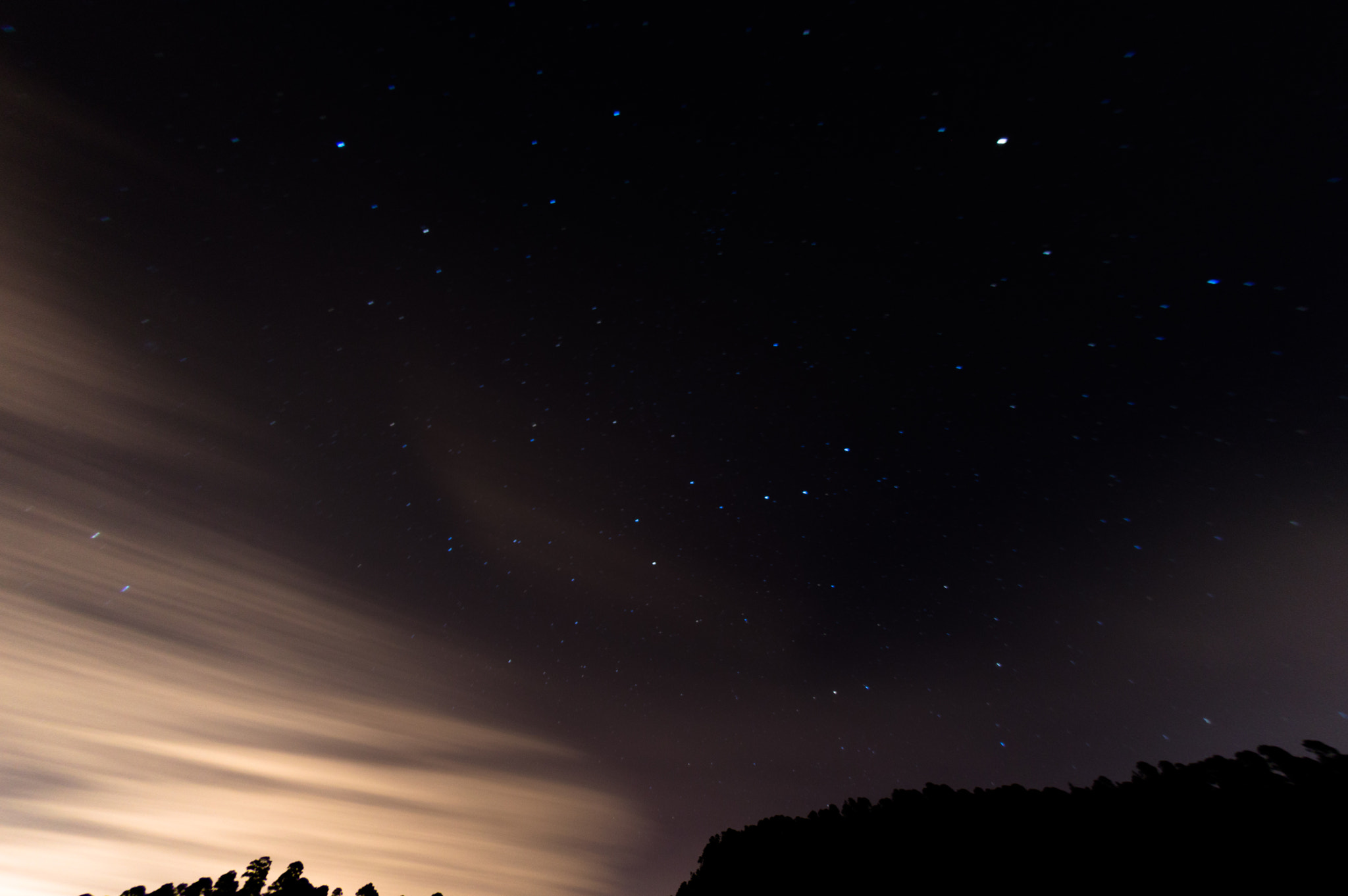 Nikon AF DX Fisheye-Nikkor 10.5mm F2.8G ED sample photo. Clouds and stars photography