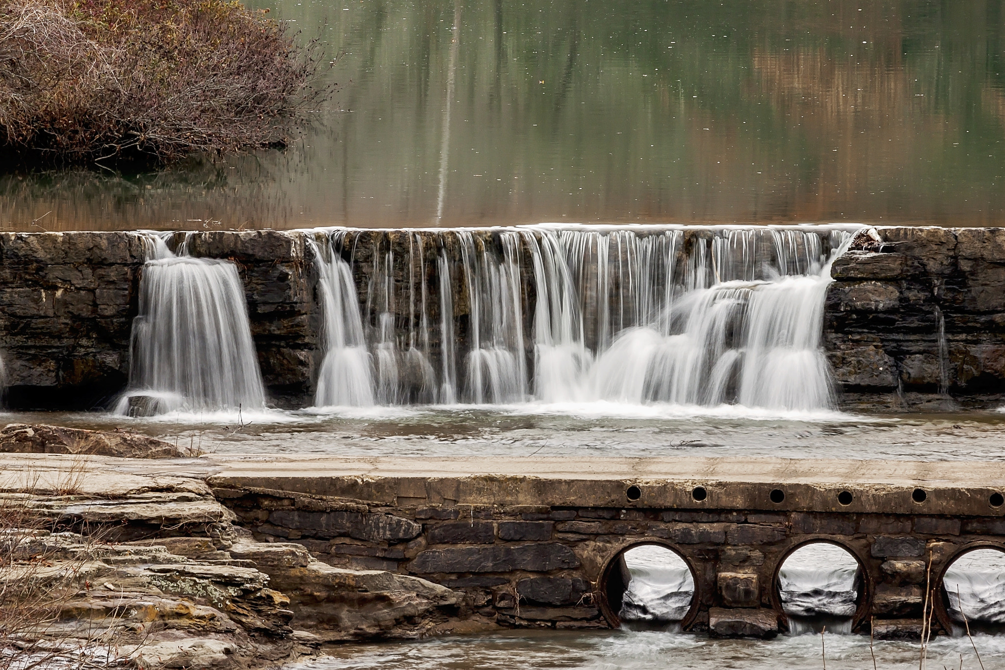 Canon EF-S 55-250mm F4-5.6 IS STM sample photo. Natural dam photography