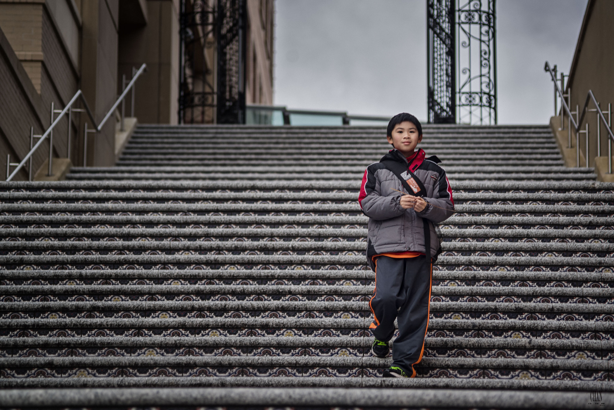 Sony a7R + Sigma ZOOM-alpha 35-135mm F3.5-4.5 sample photo. Country club plaza, broadway street, kcmo, mo mino photography