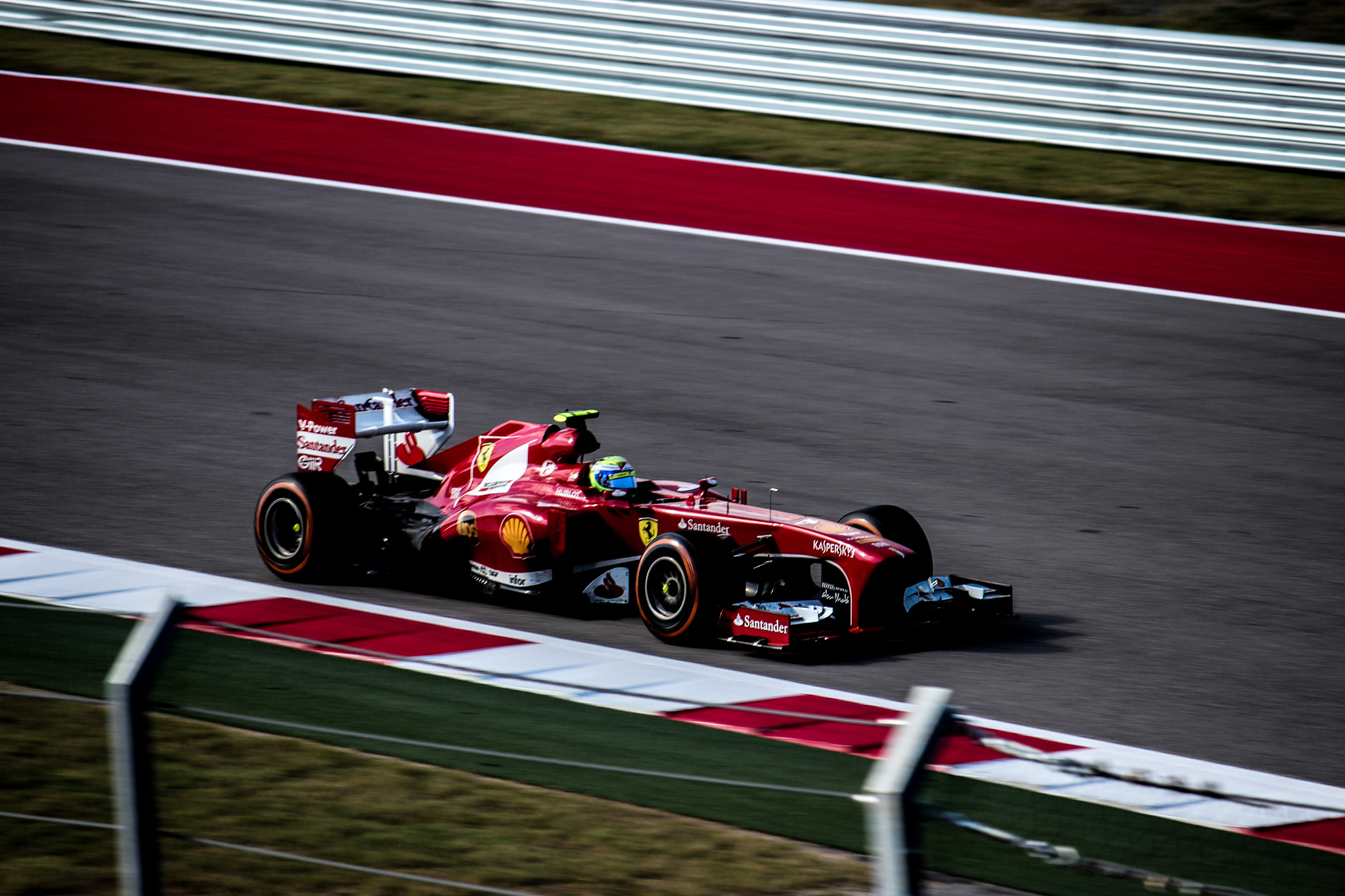 Canon EOS 650D (EOS Rebel T4i / EOS Kiss X6i) sample photo. Ferrari in focus photography