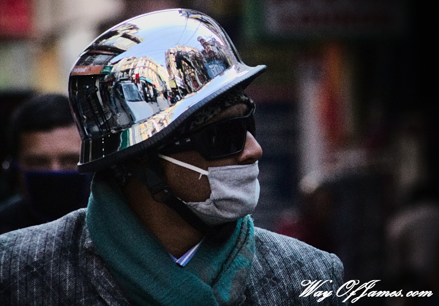 Sigma 70-300mm F4-5.6 APO DG Macro sample photo. Mirror helmet photography