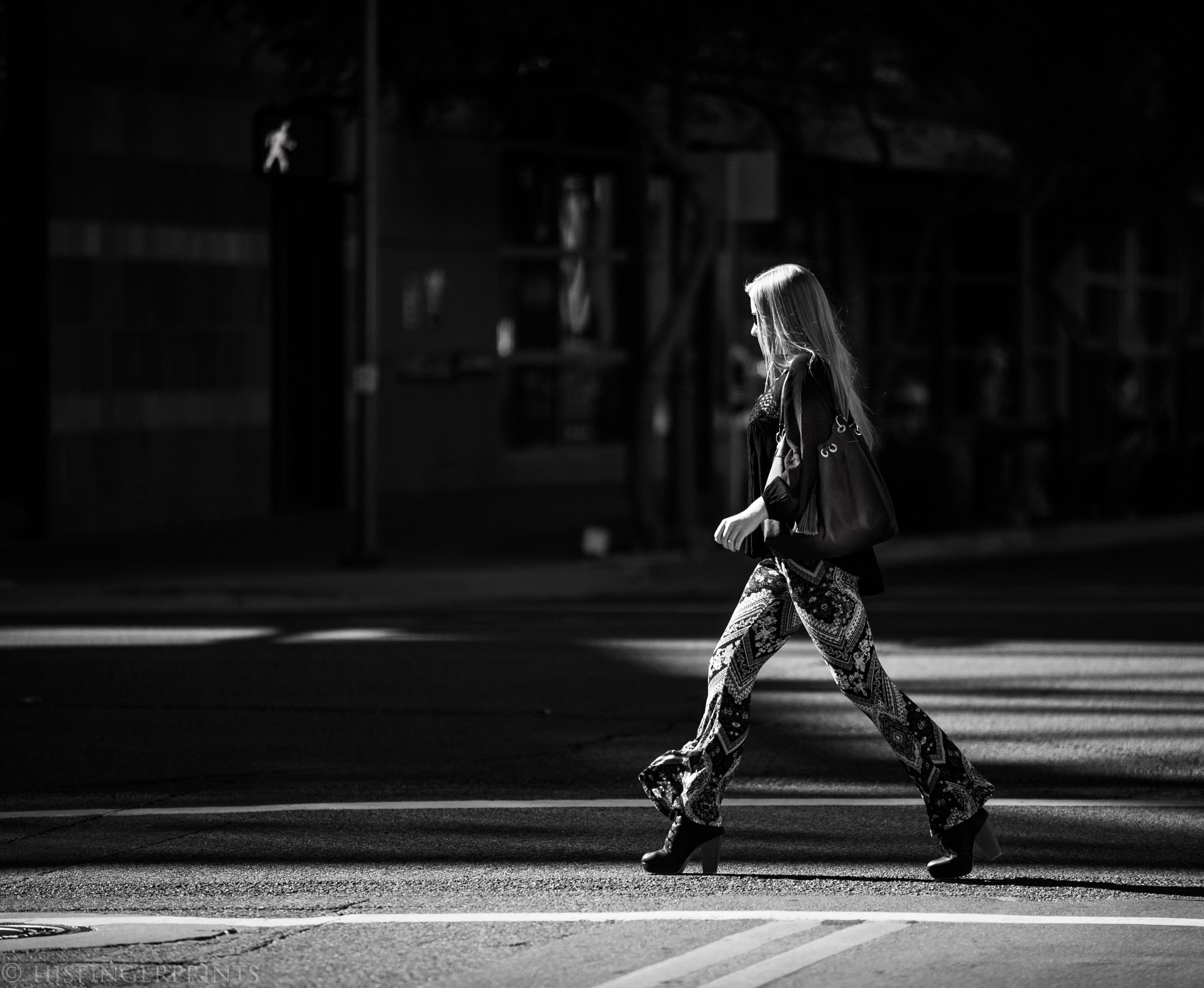 AF-S Zoom-Nikkor 80-200mm f/2.8D IF-ED sample photo. Walk this way photography