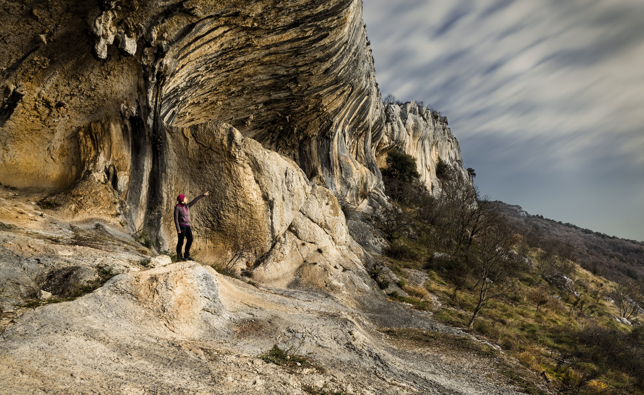 Canon EF 24mm F1.4L II USM sample photo. Under the stone wave. photography
