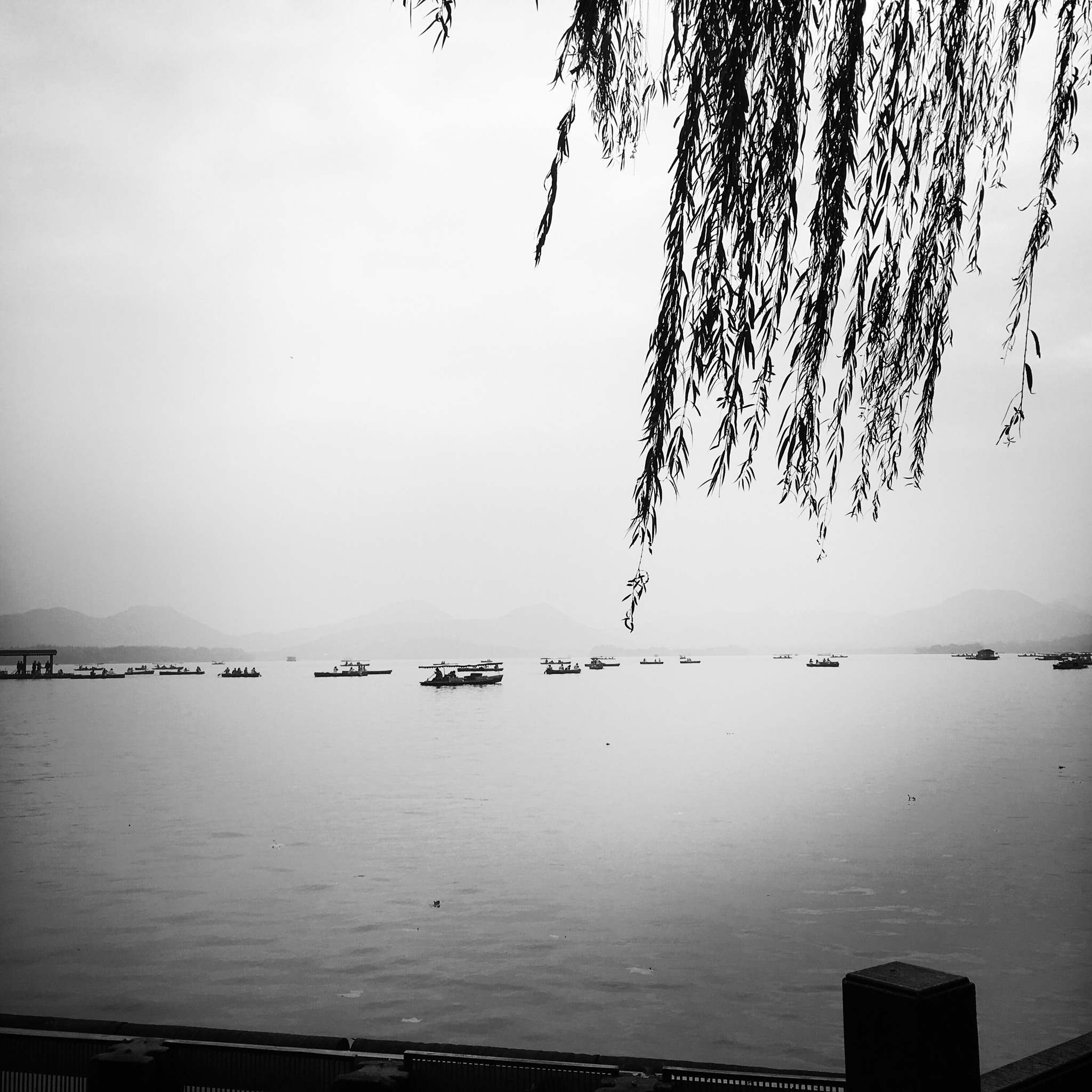 Hipstamatic 304 sample photo. A moment, by the west lake photography