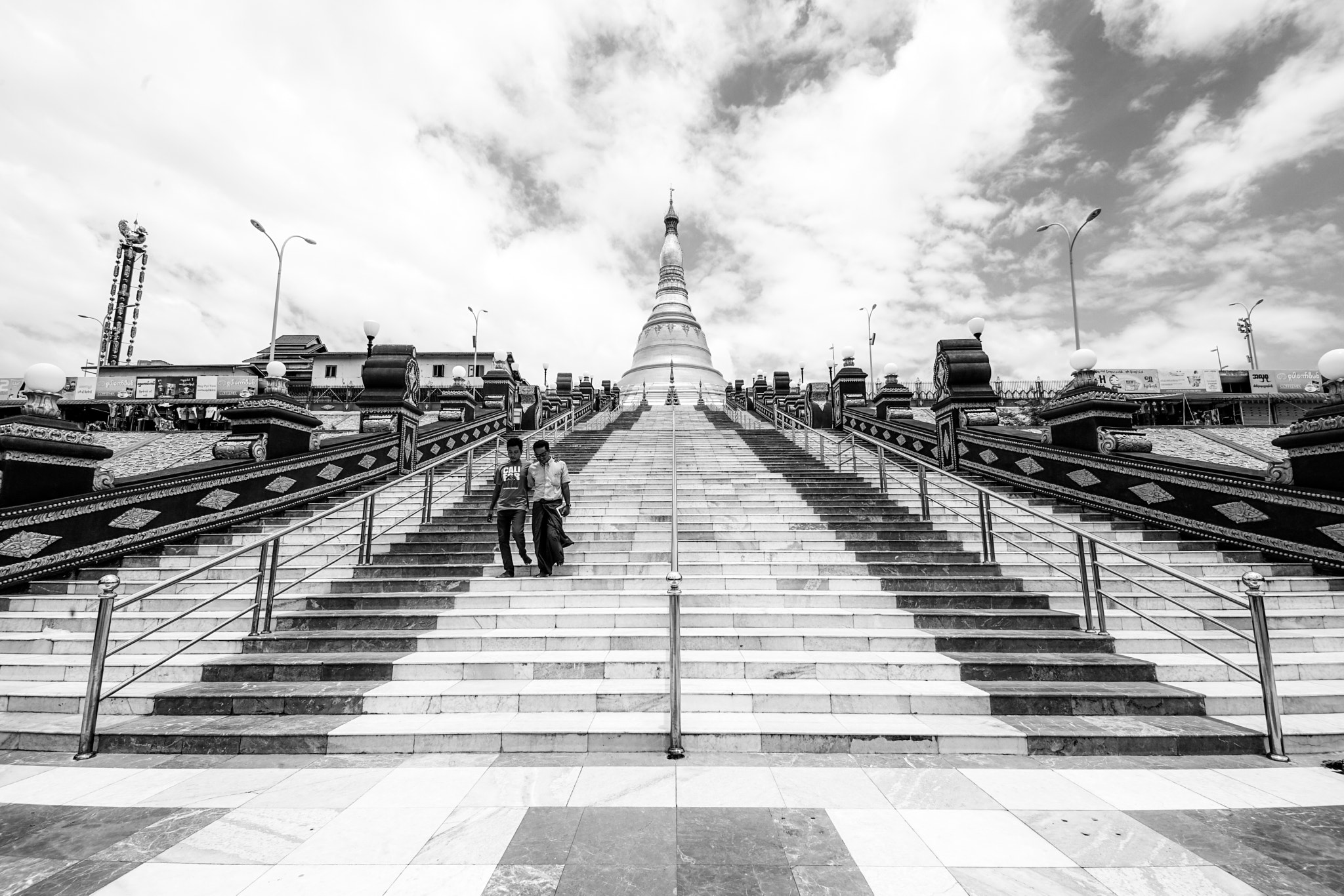 Sony a7 II + 20mm F2.8 sample photo. Fake naypyidaw pagoda photography