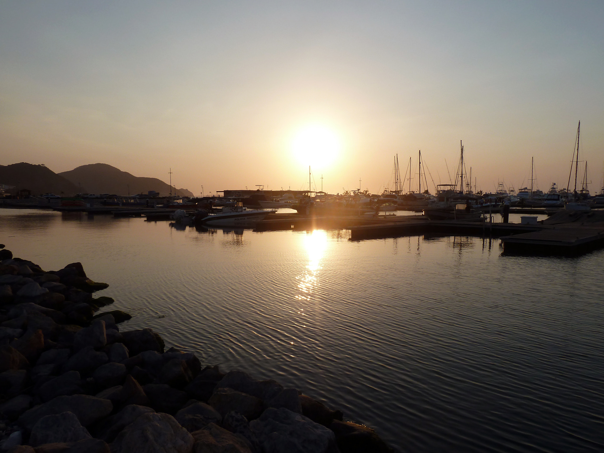 Panasonic DMC-ZS6 sample photo. Sea harbour photography