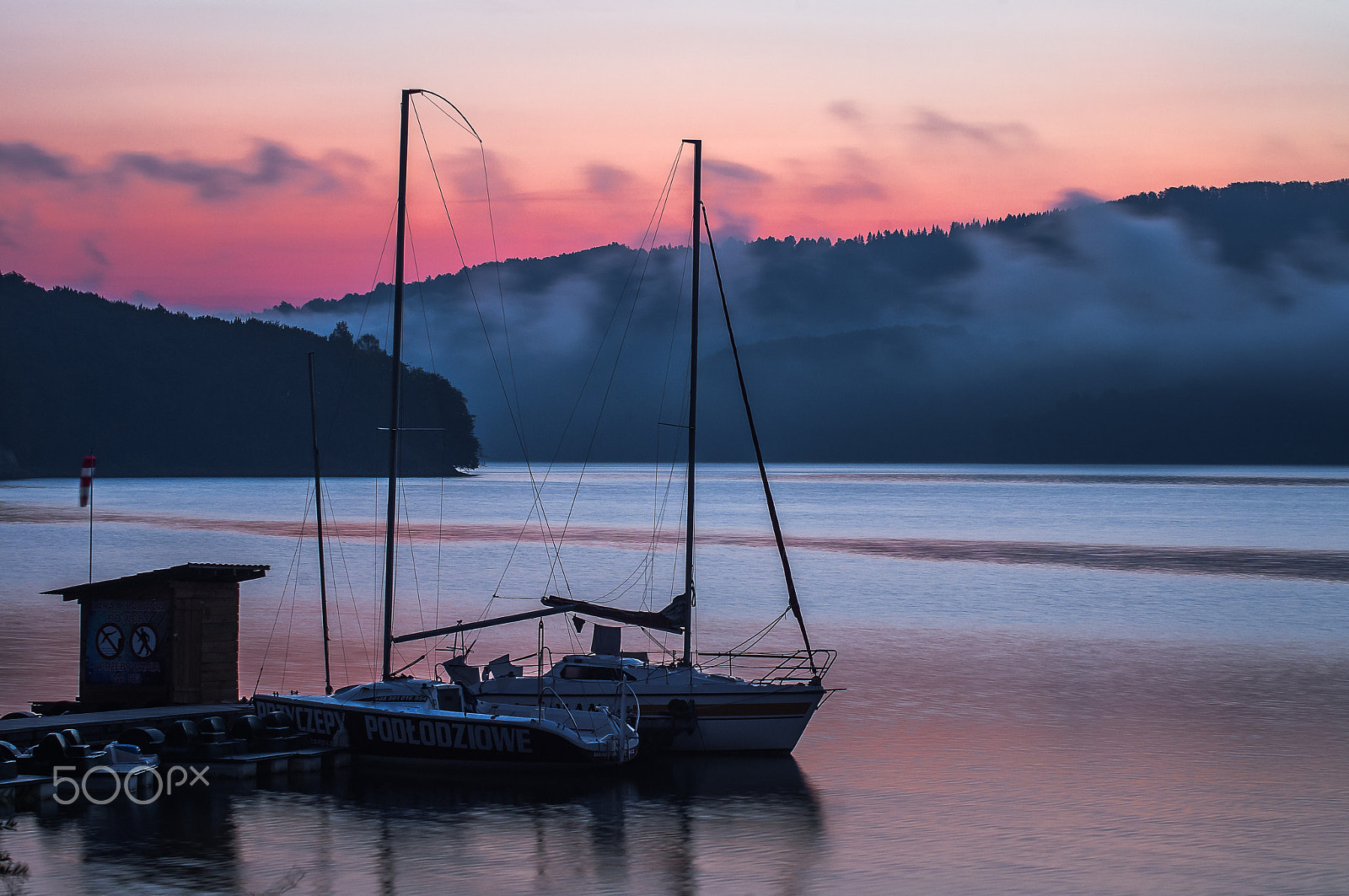 Pentax K-x sample photo. Sunrise over the solina lake photography