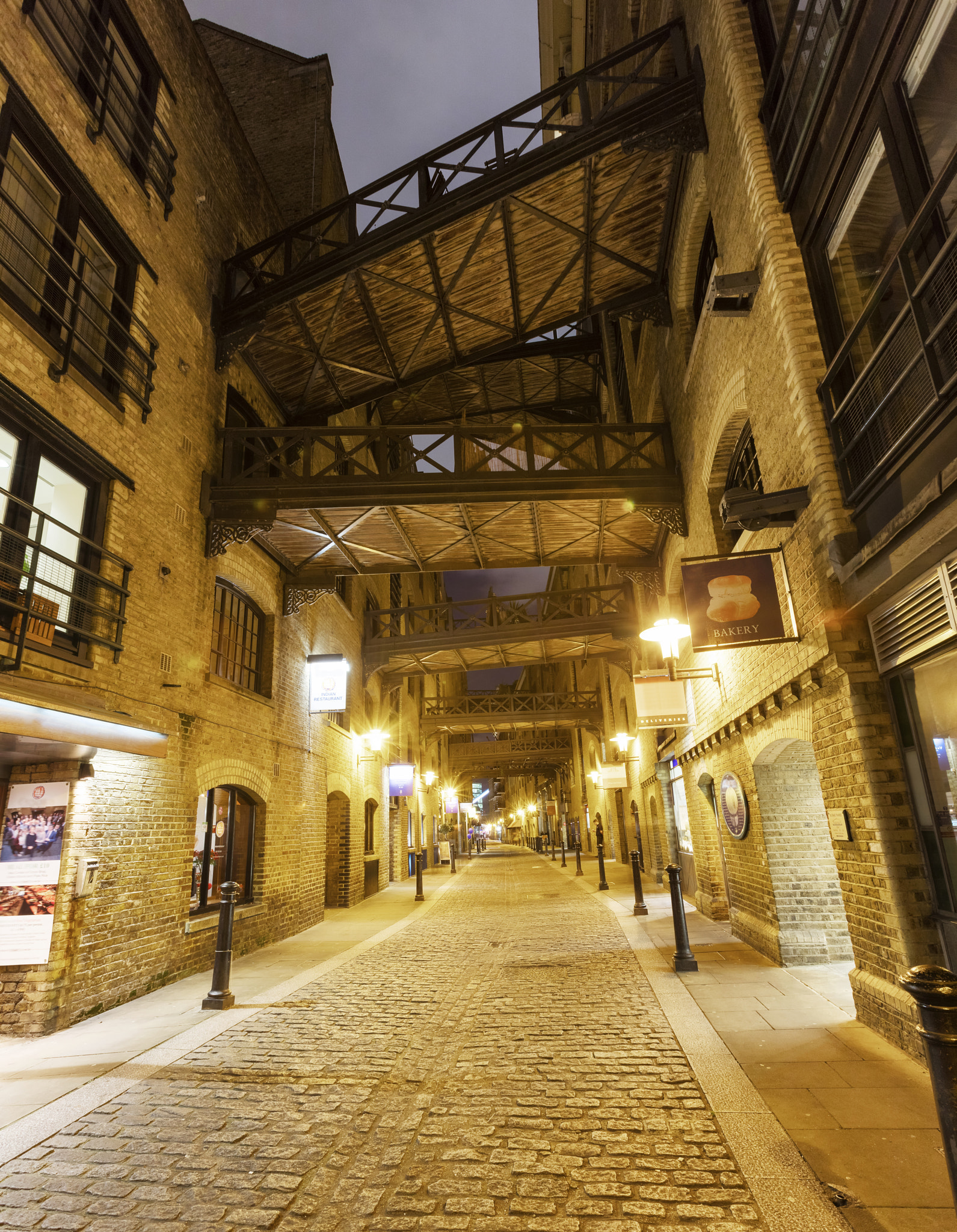 Canon EOS 5DS R + Canon EF 16-35mm F2.8L USM sample photo. Shad thames in london photography