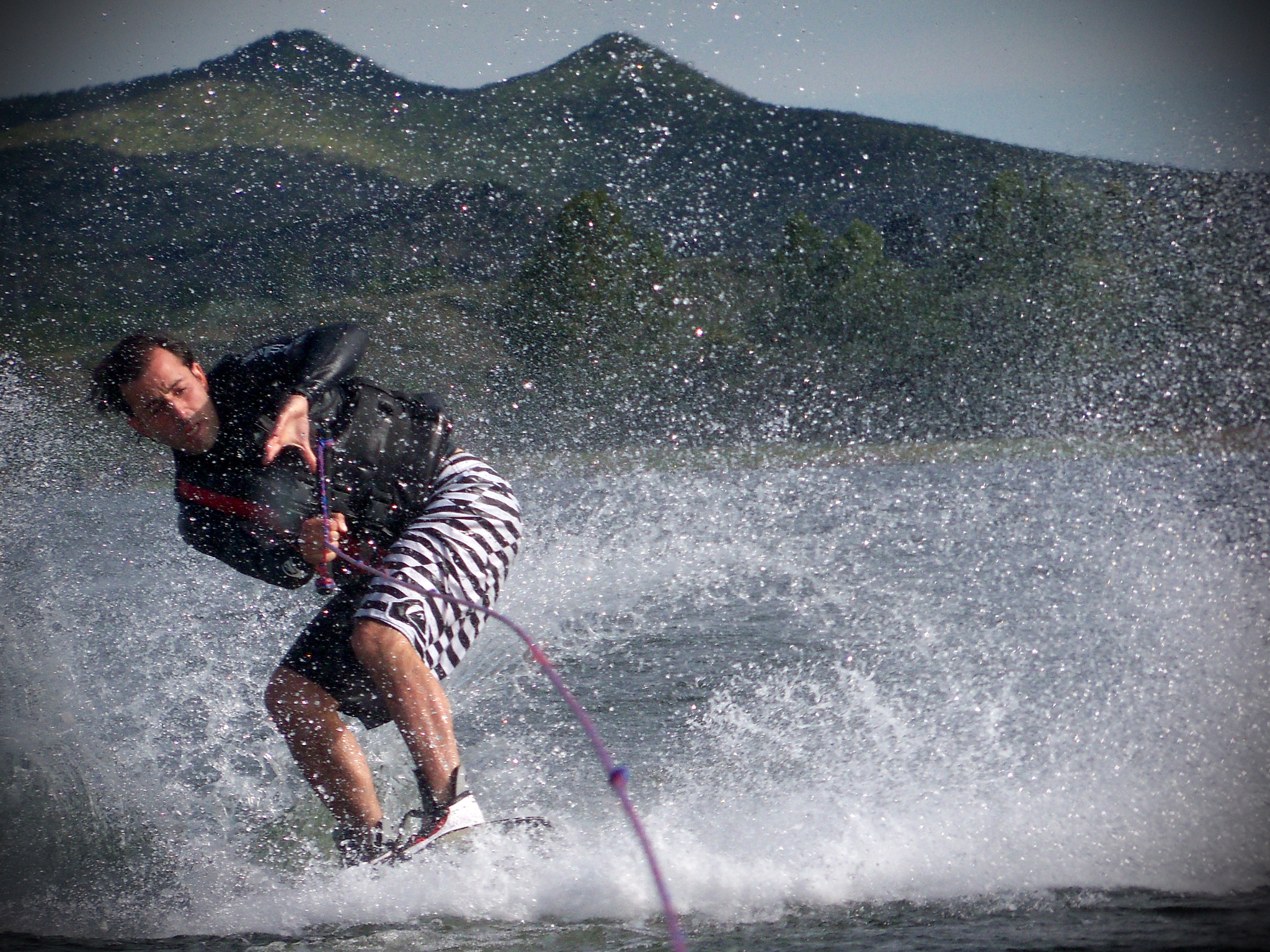 Kodak EasyShare Z915 sample photo. Surf photography