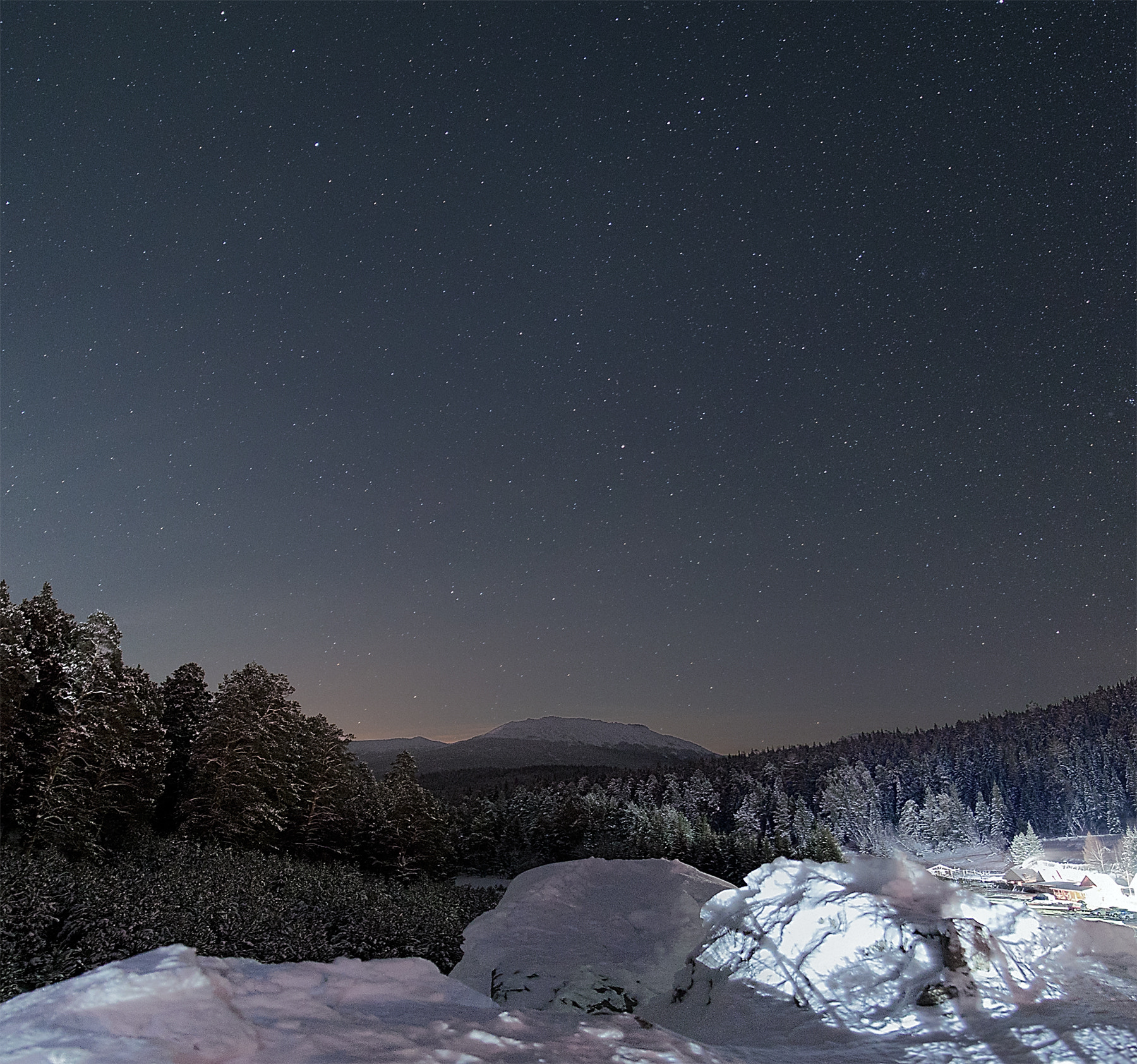 Nikon D7000 + Samyang 16mm F2 ED AS UMC CS sample photo. One of mountains iremel photography