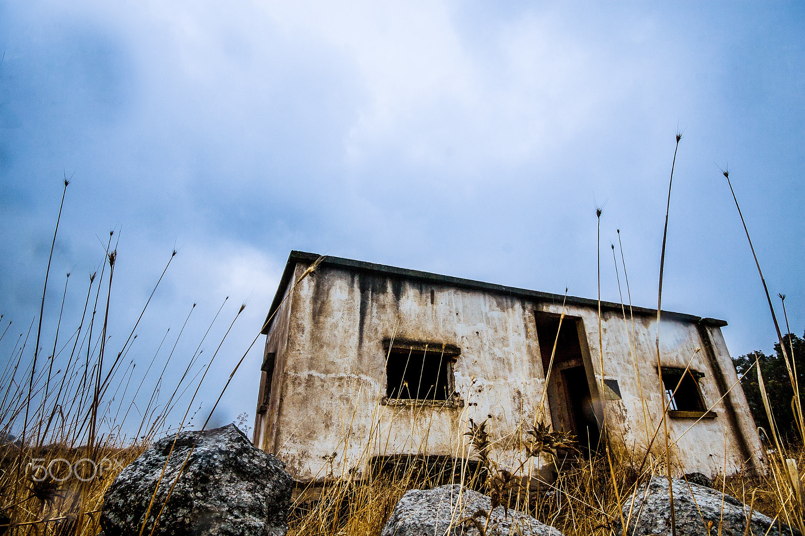 Canon EOS 30D sample photo. Old house photography