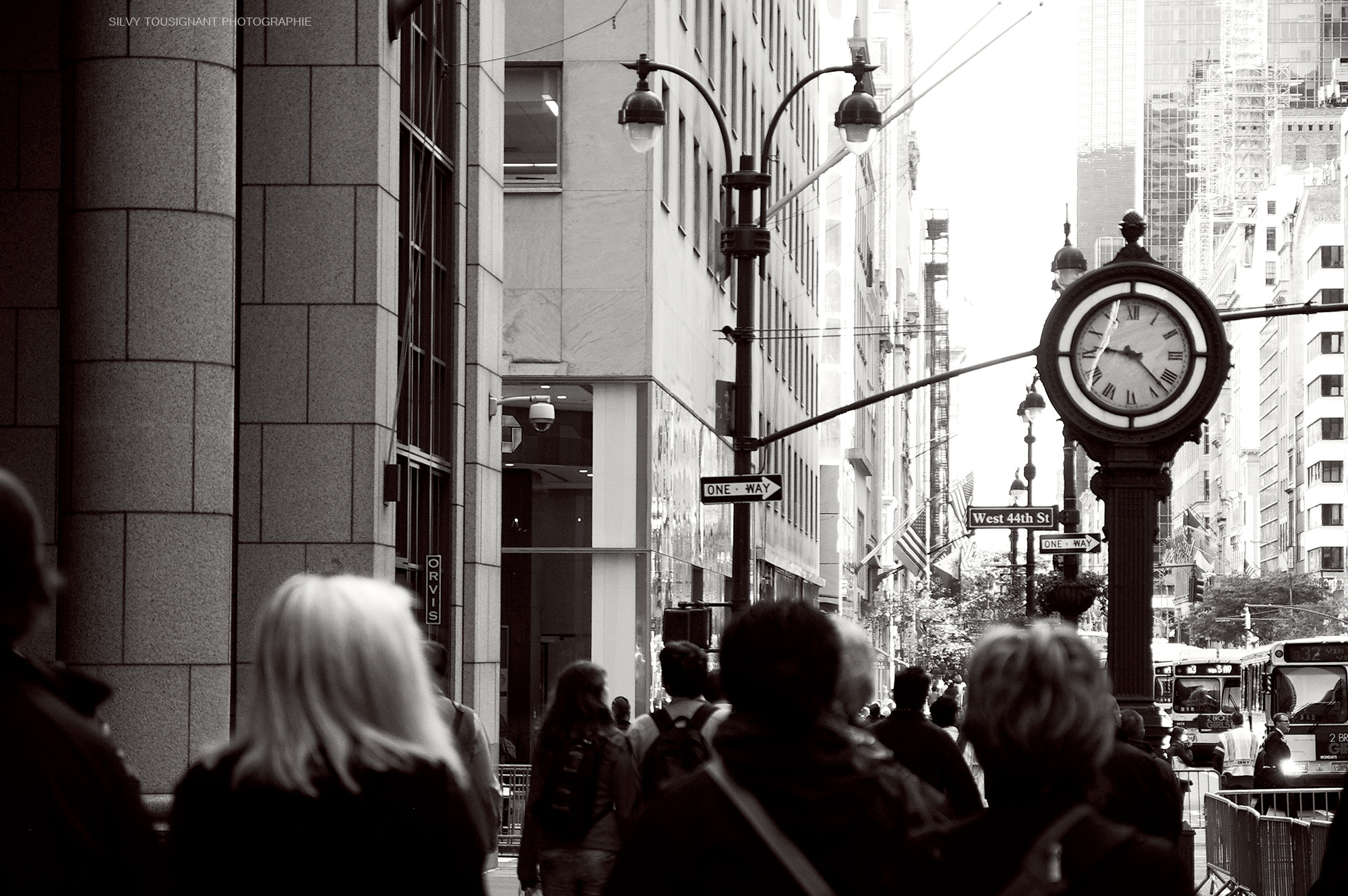 Pentax K110D sample photo. Un matin sur la 5th avenie photography
