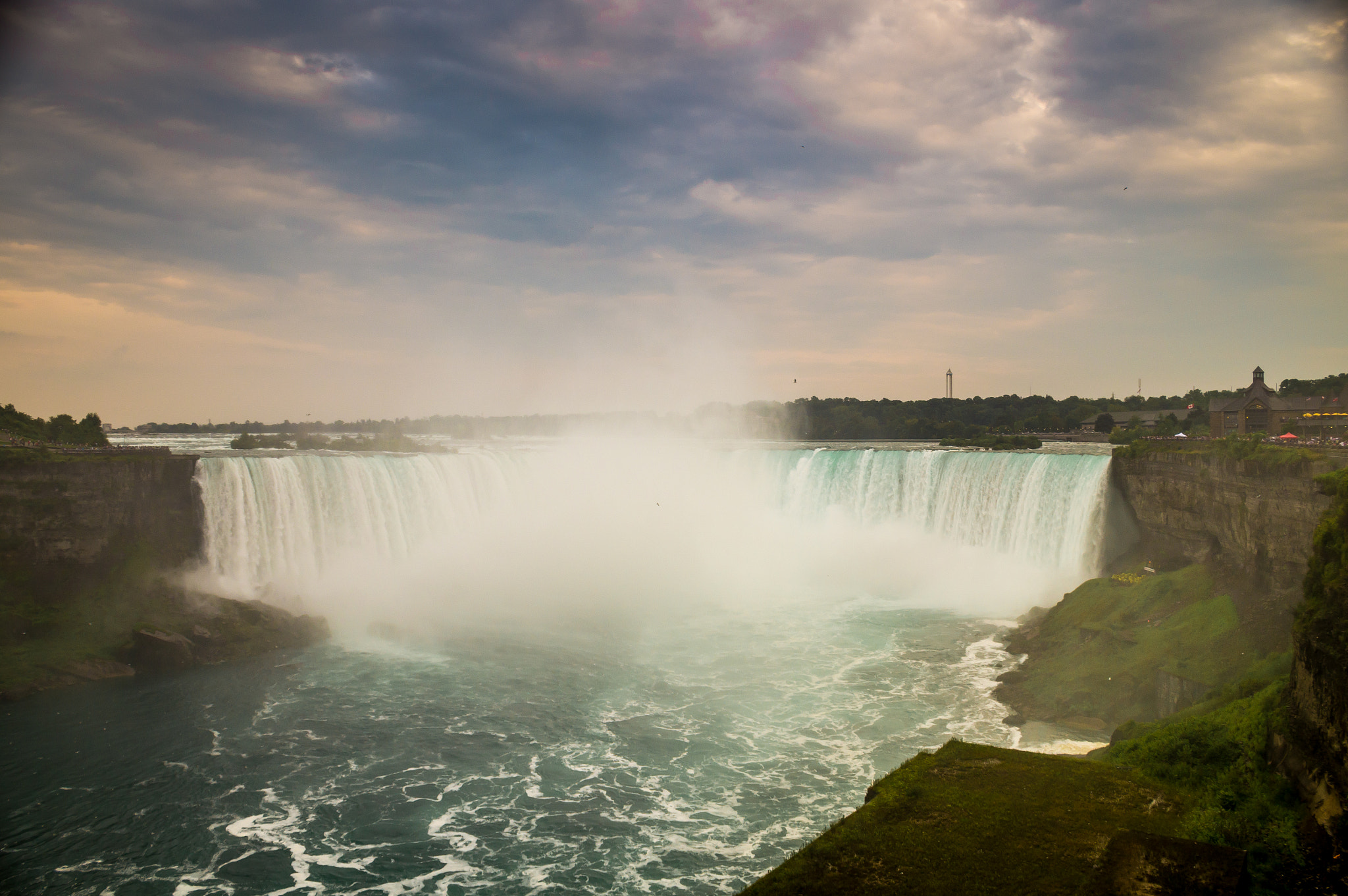 Sony DT 18-70mm F3.5-5.6 sample photo. Horseshoe falls.jpg photography