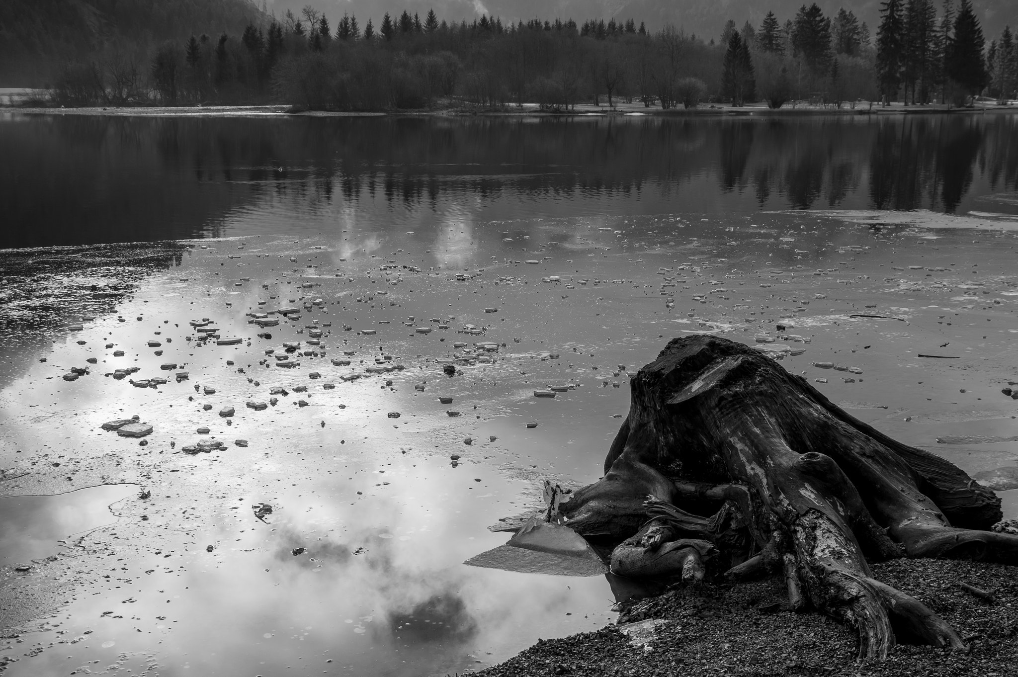 Sigma 17-70mm F2.8-4 DC Macro HSM Contemporary sample photo. Frozen sea 2 photography