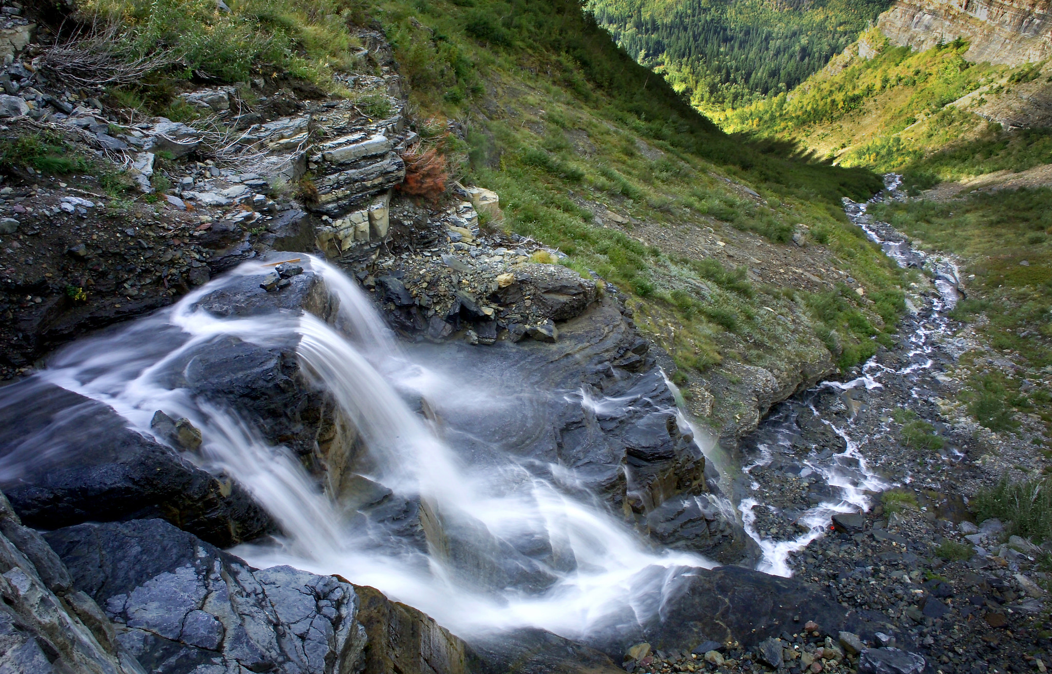 Kodak DCS Pro 14nx sample photo. Glacier park waterfall photography