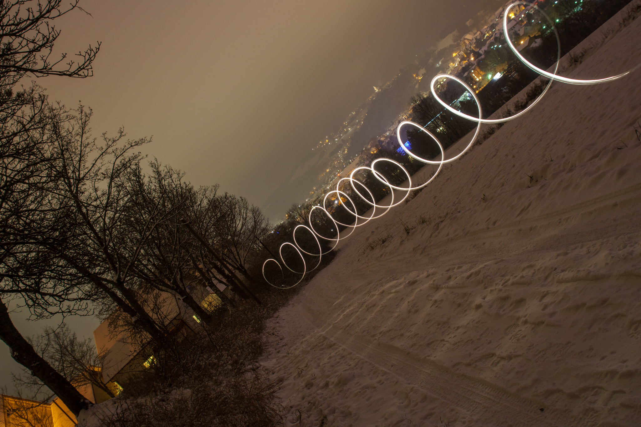 Minolta/Sony AF 24-105mm F3.5-4.5 (D) sample photo. Some lightpainting photography