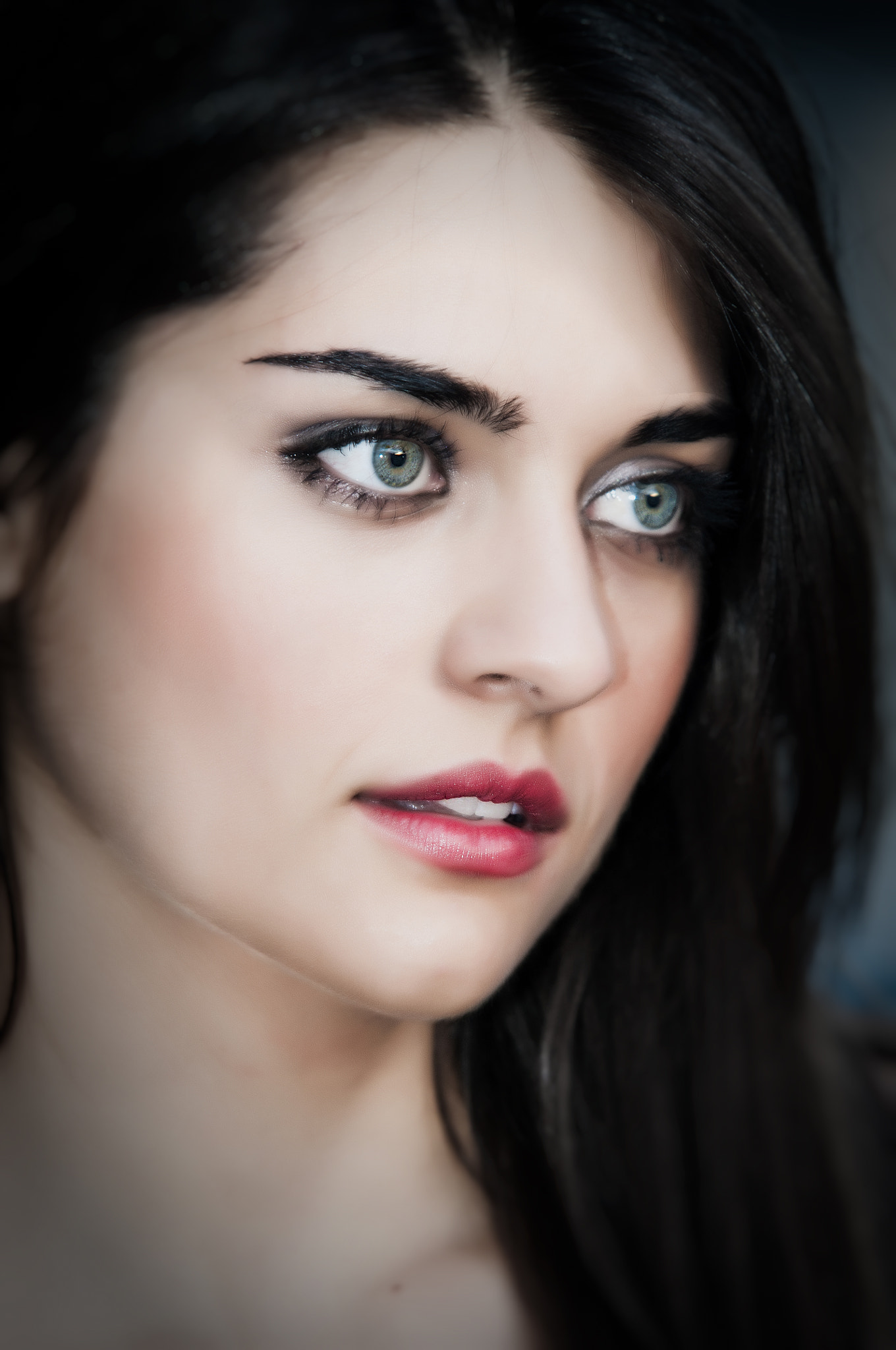 Sigma 70-200mm F2.8 EX DG OS HSM sample photo. Portrait aureus photography