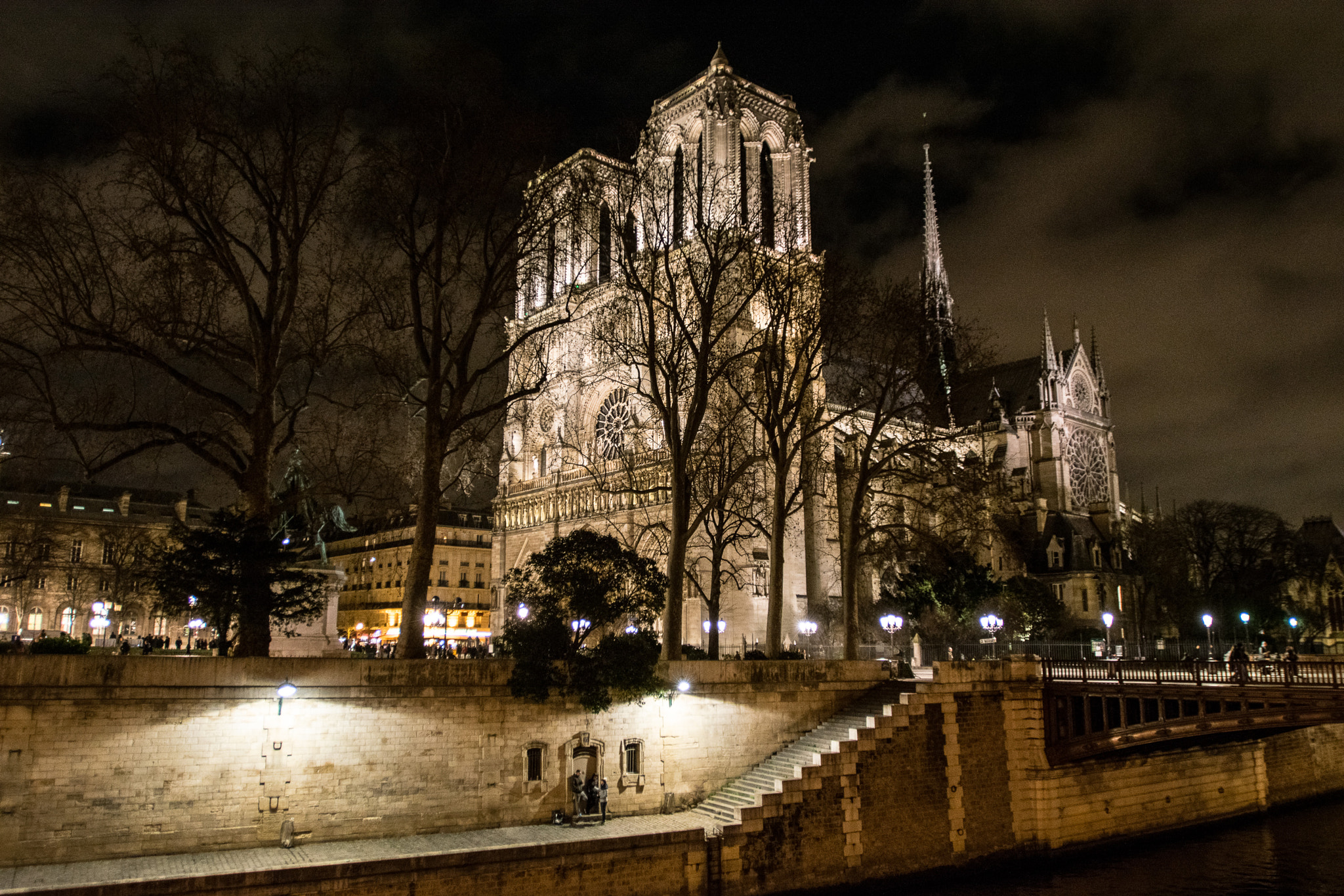 Nikon AF-S Nikkor 17-35mm F2.8D ED-IF sample photo. Paris places photography