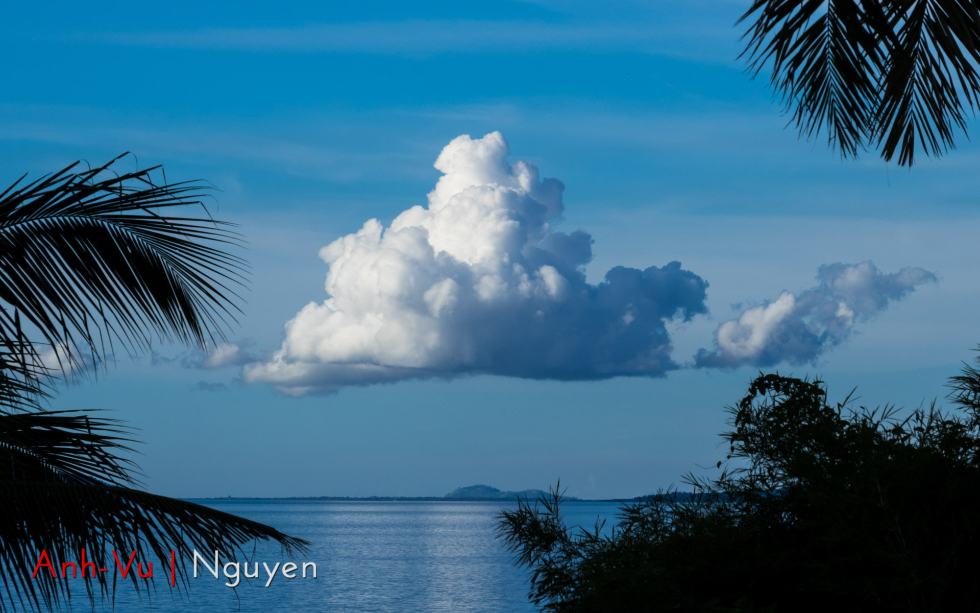 Sony E 18-200mm F3.5-6.3 OSS sample photo. A view on bunaken park photography