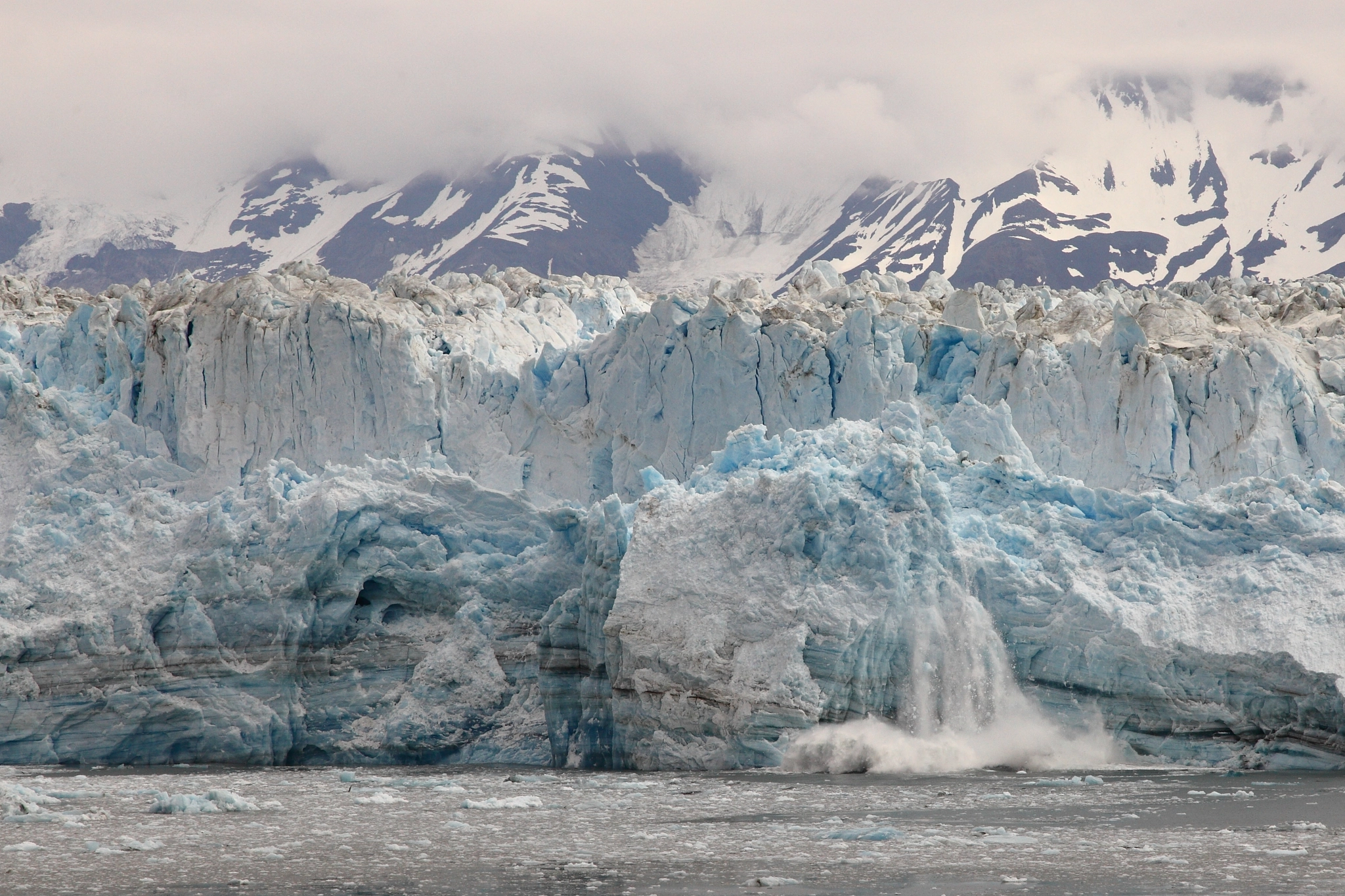 Canon EF 24-105mm F4L IS USM sample photo. Hubbard glacier photography