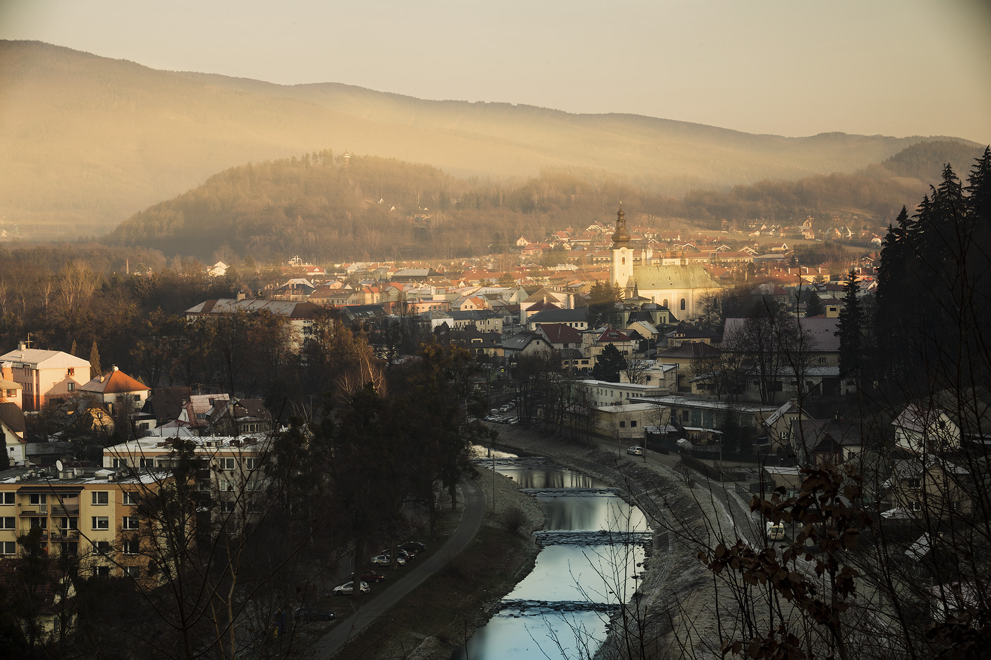 Canon EF 28-80mm f/3.5-5.6 USM IV sample photo. Rožnov pod radhoštěm photography