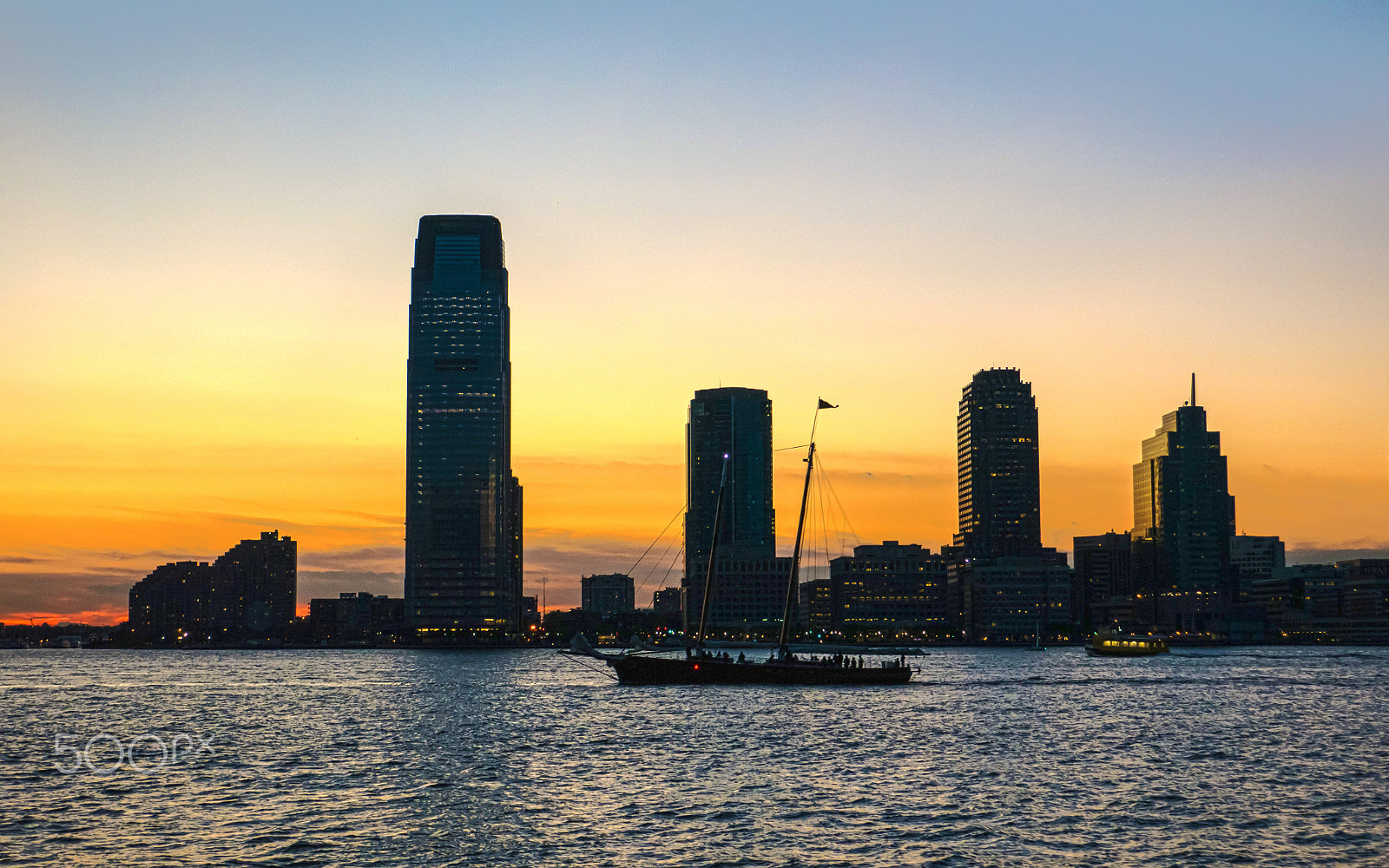 LUMIX G VARIO 14-42/F3.5-5.6 II sample photo. Manhattan, nyc photography