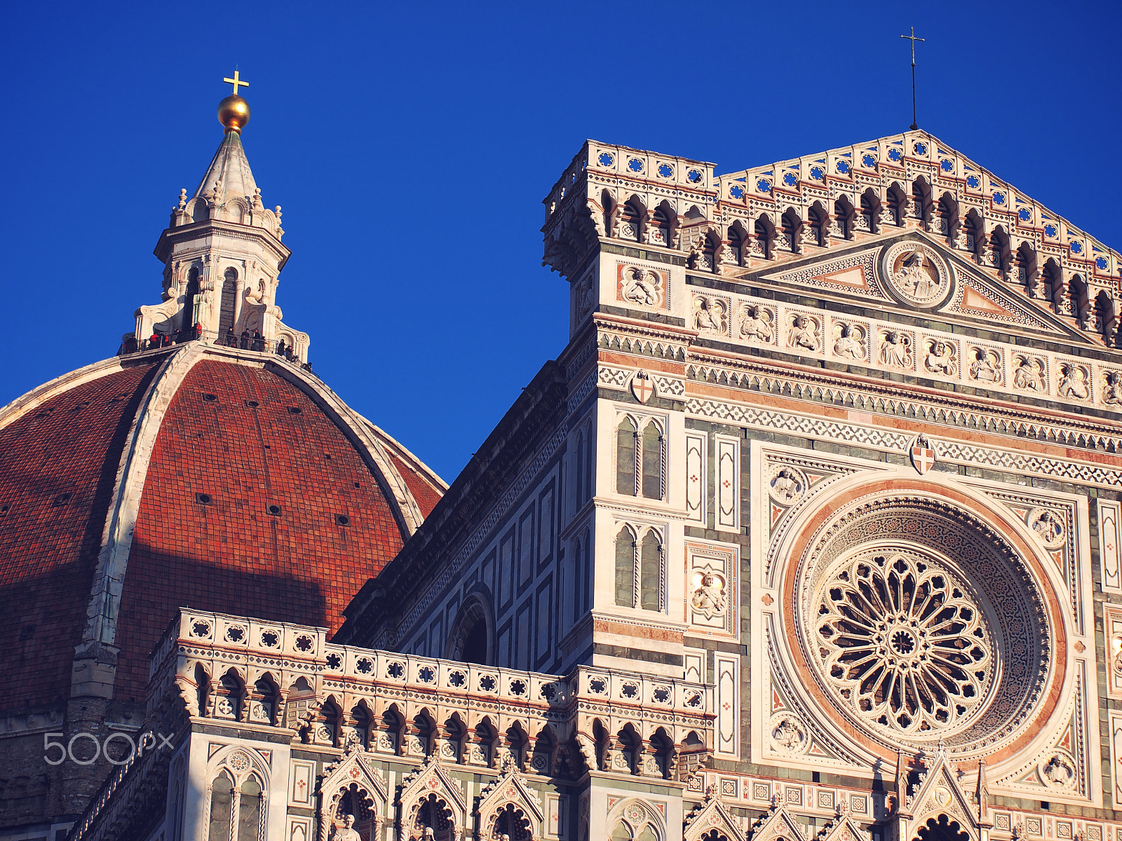 Olympus Zuiko Digital ED 40-150mm F4.0-5.6 sample photo. Basilica in florence photography