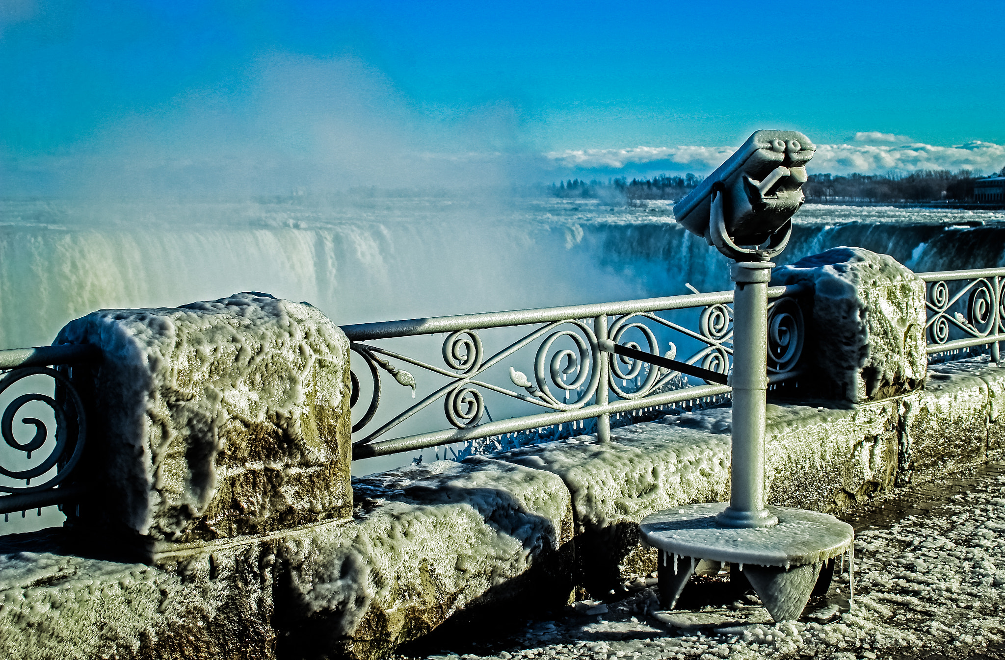 Canon EF 28-80mm f/3.5-5.6 sample photo. Niagara falls photography