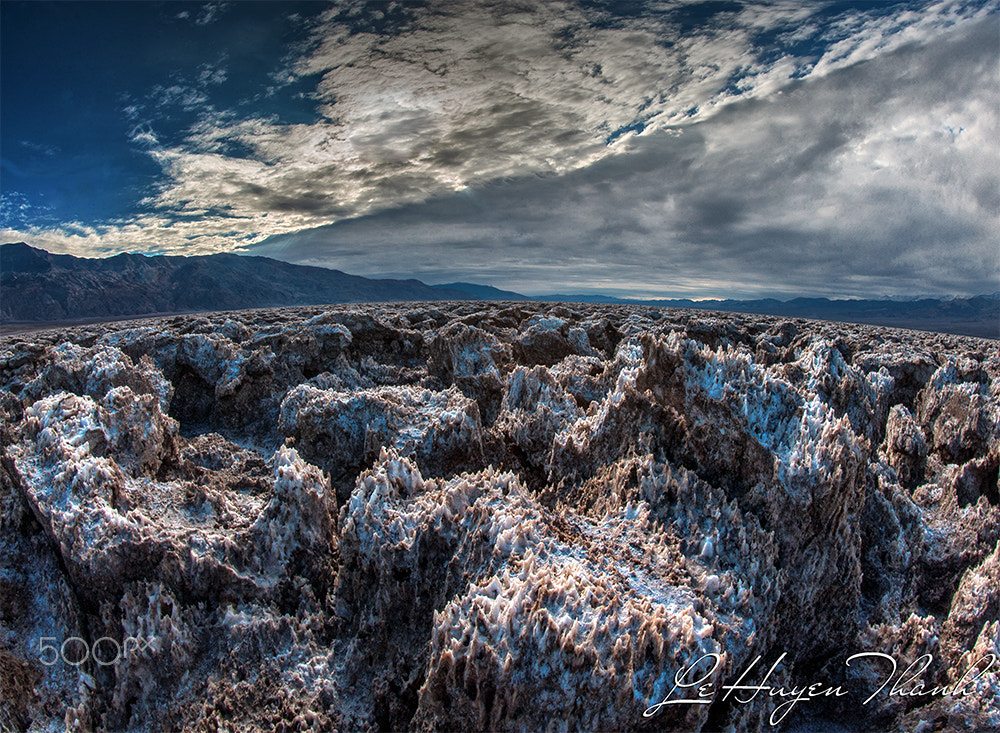 Nikon D3 + Nikon AF Fisheye-Nikkor 16mm F2.8D sample photo. Devil's golf course photography