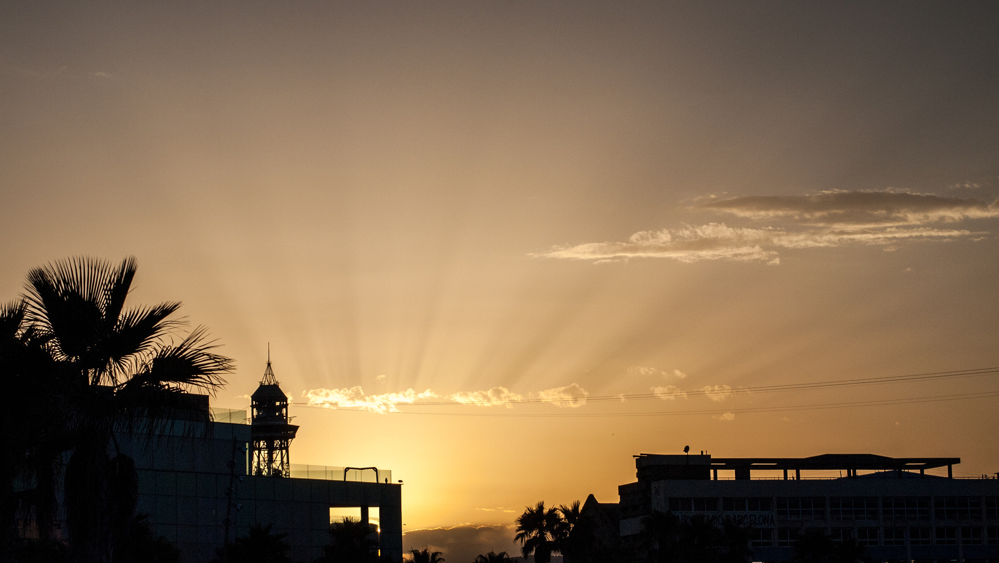 Olympus PEN E-P1 sample photo. Sunset in barcelona photography