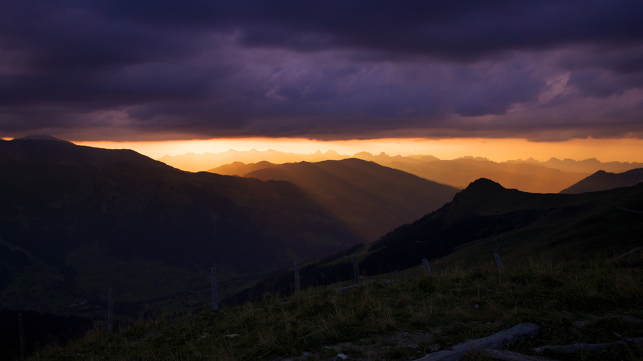 Sony Alpha NEX-3N + Sigma 19mm F2.8 EX DN sample photo. Sunset in the mountains photography
