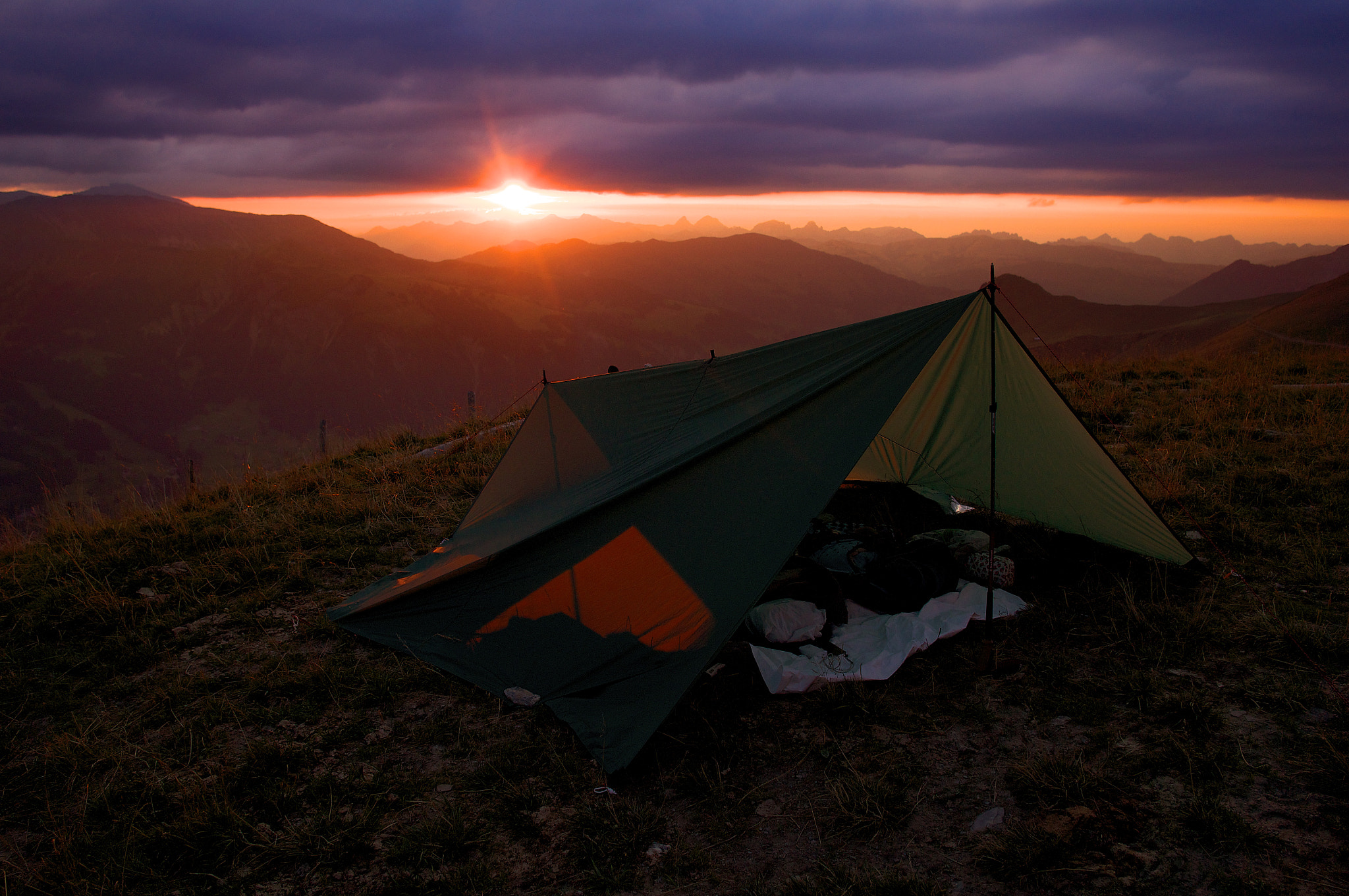 Sony Alpha NEX-3N + Sigma 19mm F2.8 EX DN sample photo. Bivouac in the swiss mountains photography