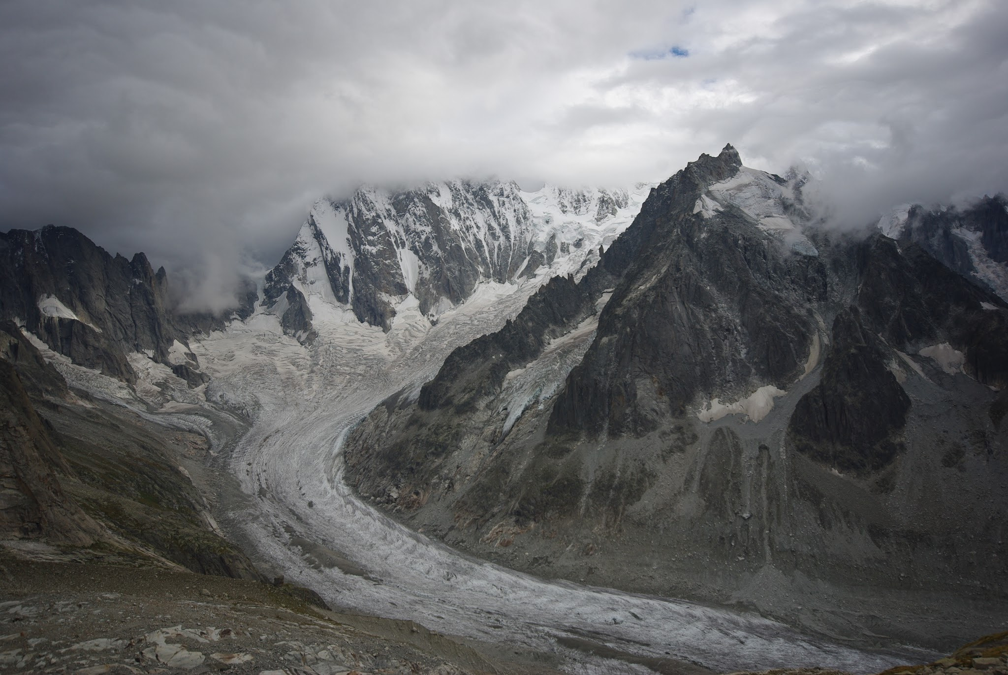 Pentax K200D sample photo. Mer de glace photography