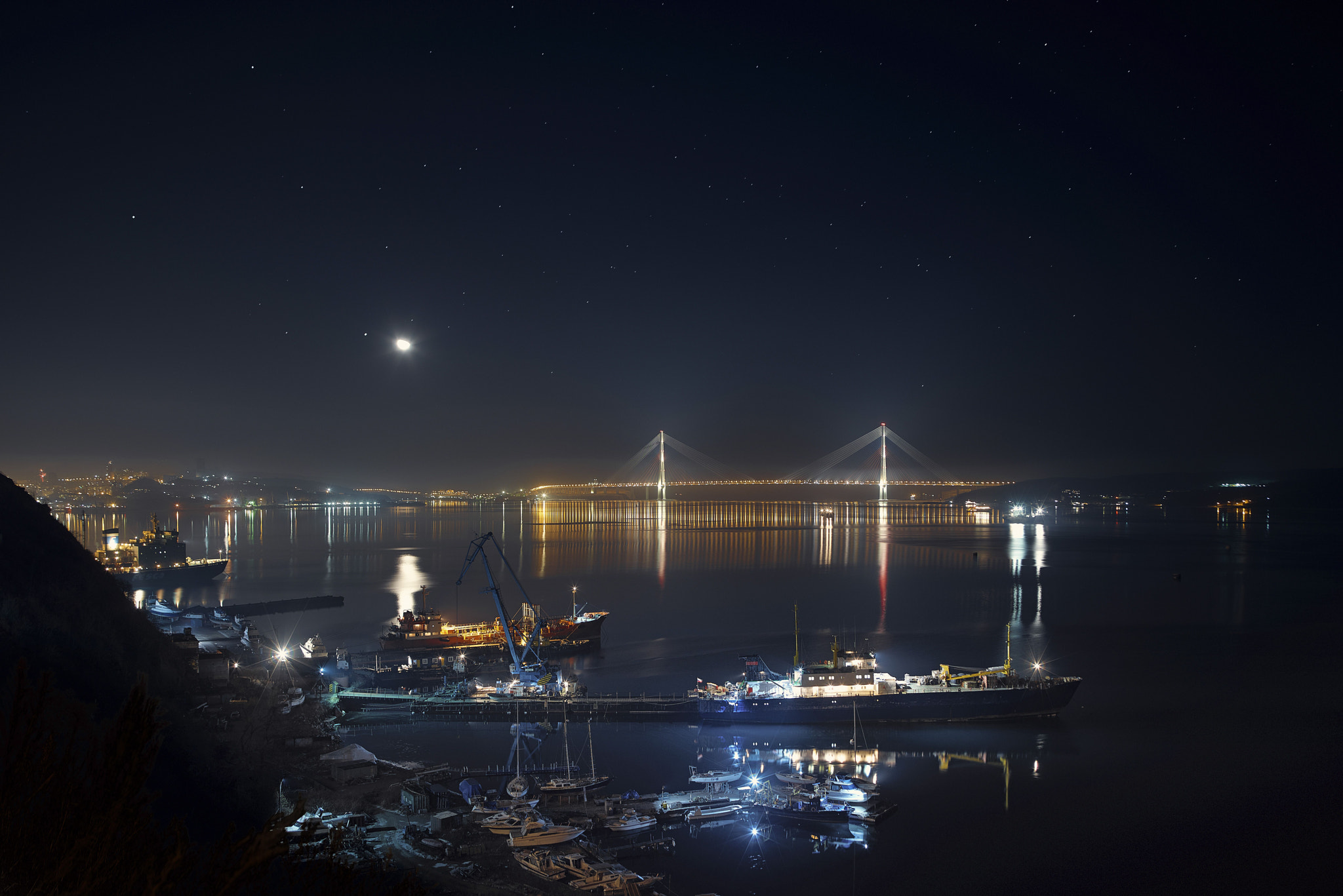 Phase One IQ250 sample photo. Russkiy brige, vladivostok photography