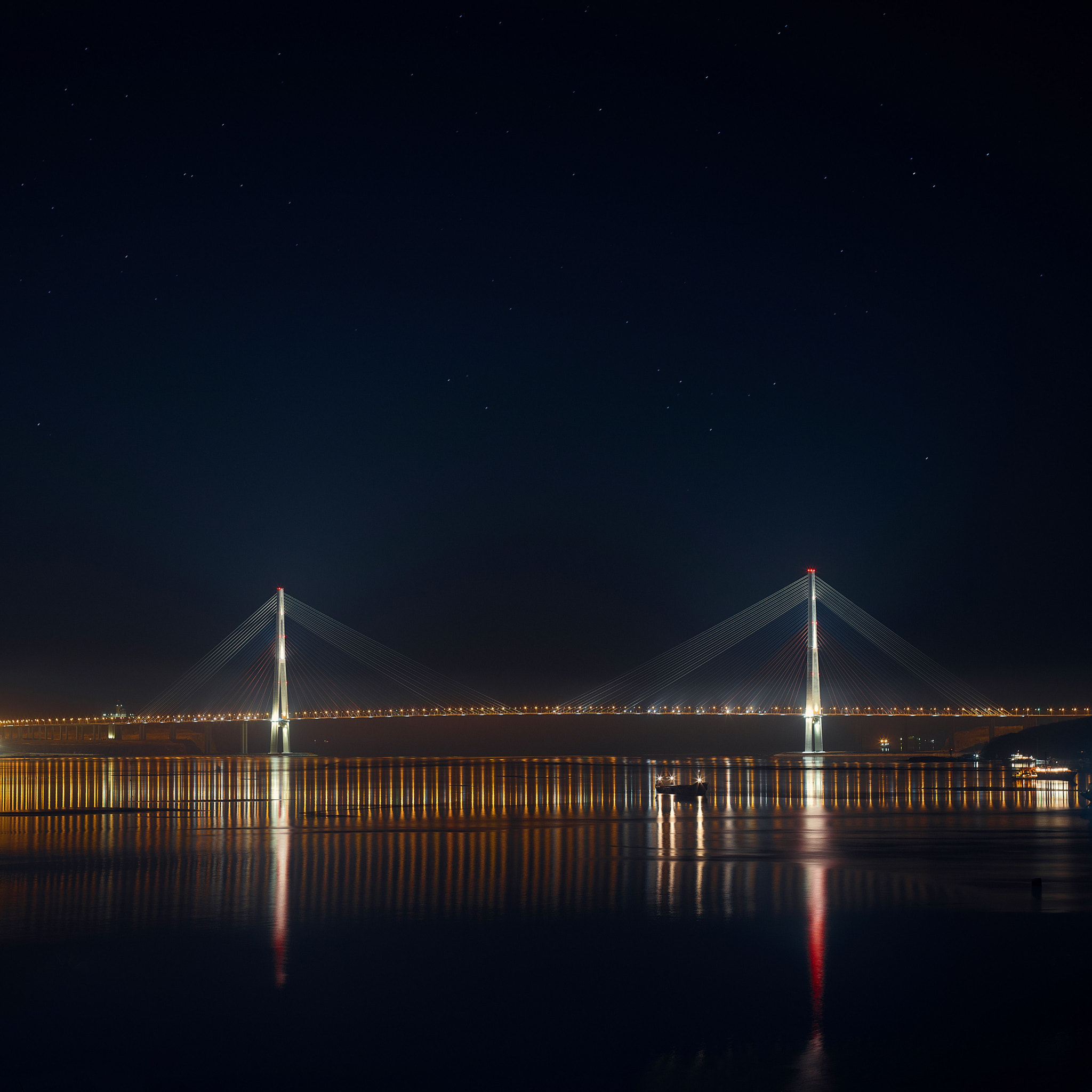 Phase One IQ250 sample photo. Russkiy brige, vladivostok photography