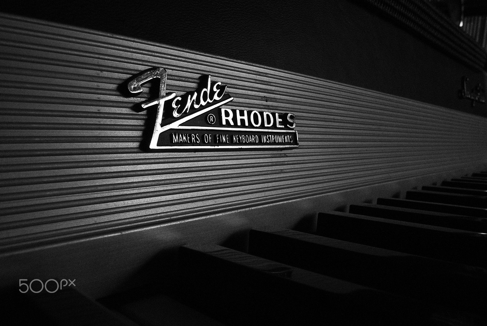 Ricoh Caplio GX100 sample photo. Old school photography