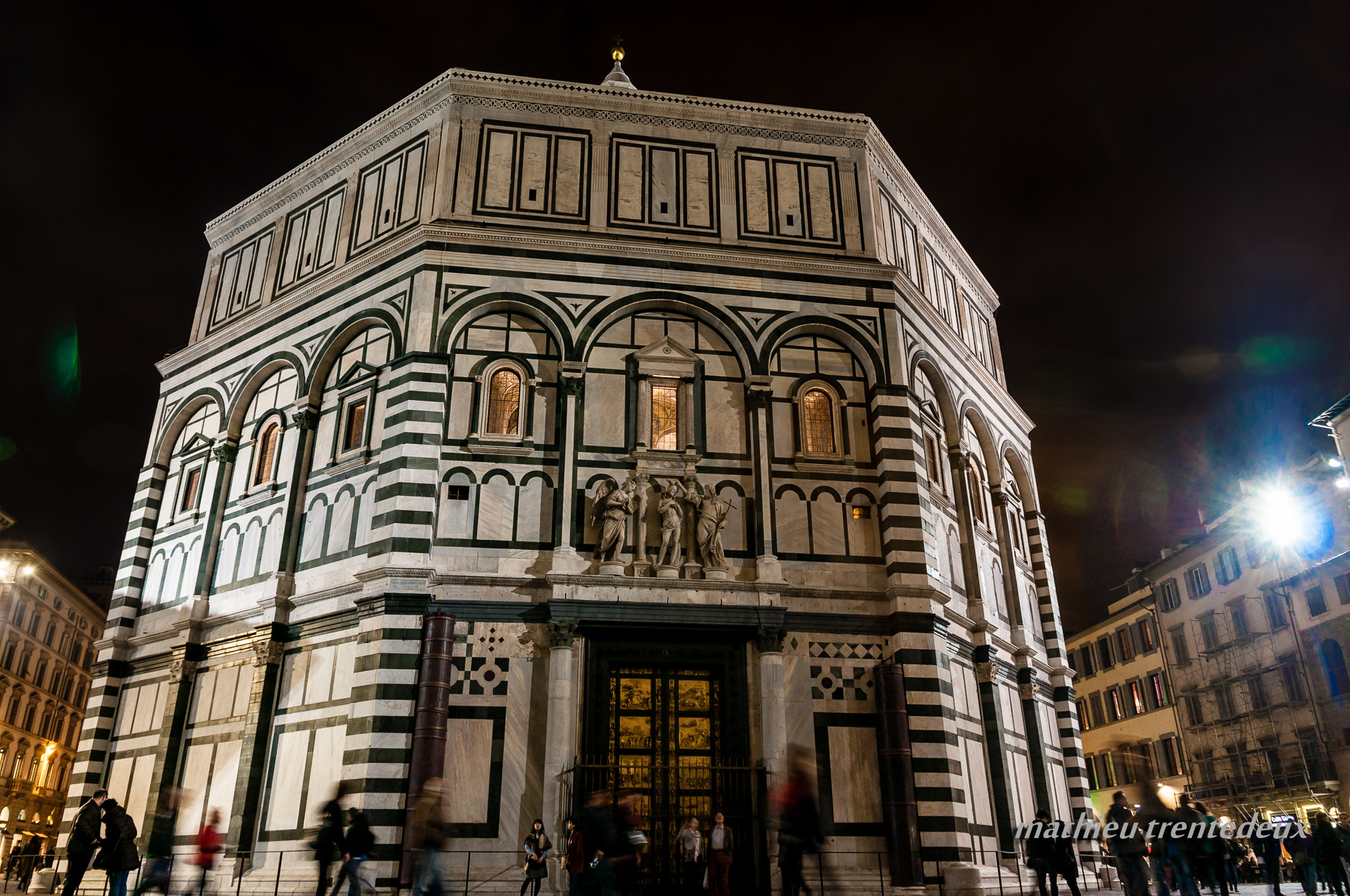 Sigma 17-70mm F2.8-4 DC Macro OS HSM | C sample photo. Florence - baptistère saint-jean photography