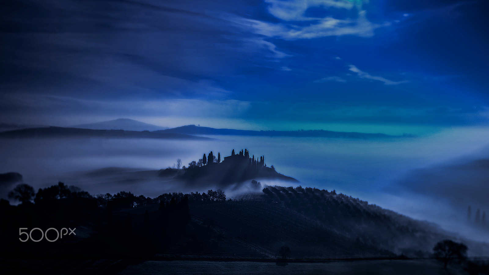 Nikon D3X + Nikon PC-E Nikkor 45mm F2.8D ED Tilt-Shift sample photo. Tuscan blue photography